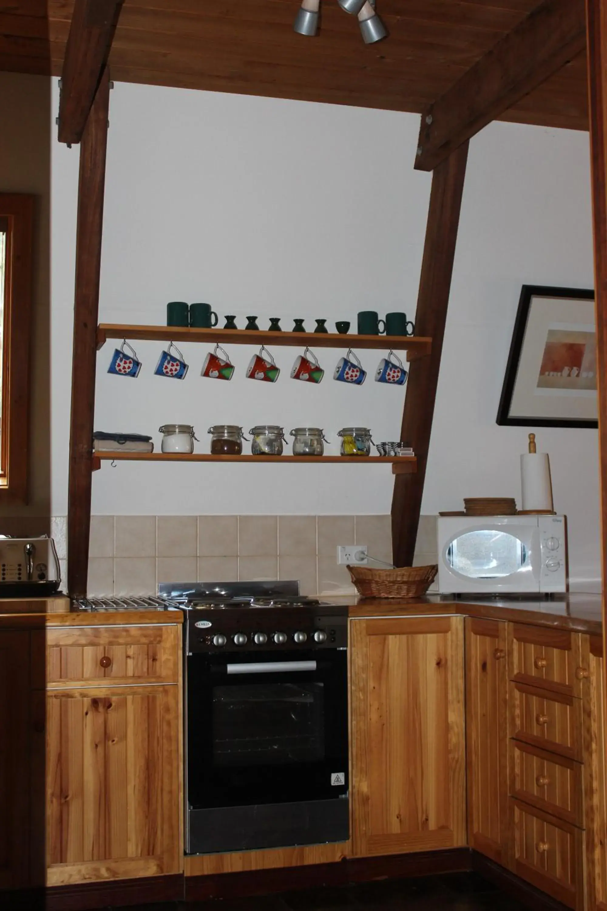 Kitchen or kitchenette, Kitchen/Kitchenette in Green Leaves Cabin