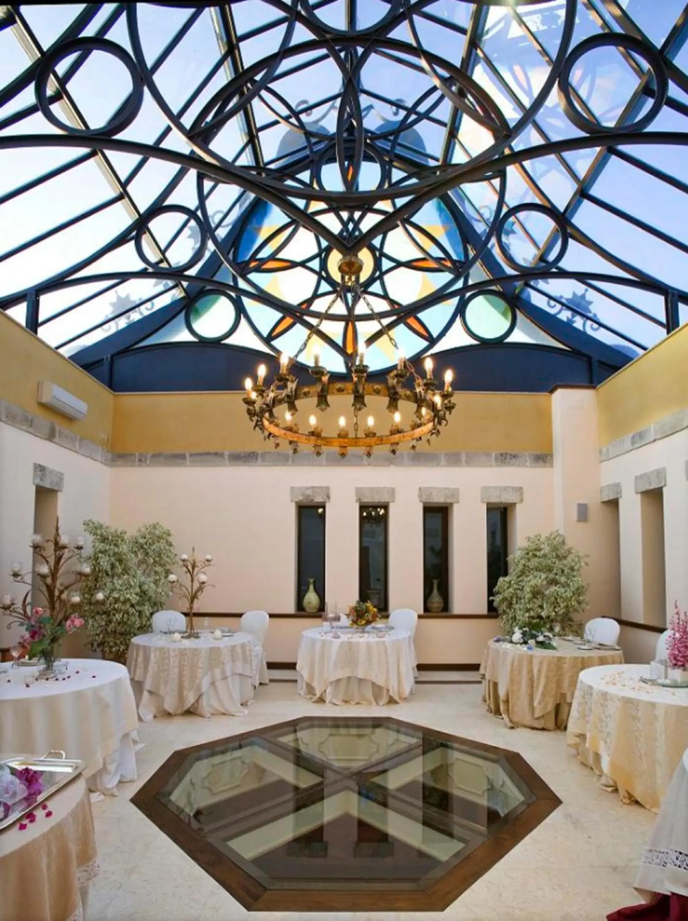 Restaurant/places to eat, Banquet Facilities in Sangiorgio Resort & Spa