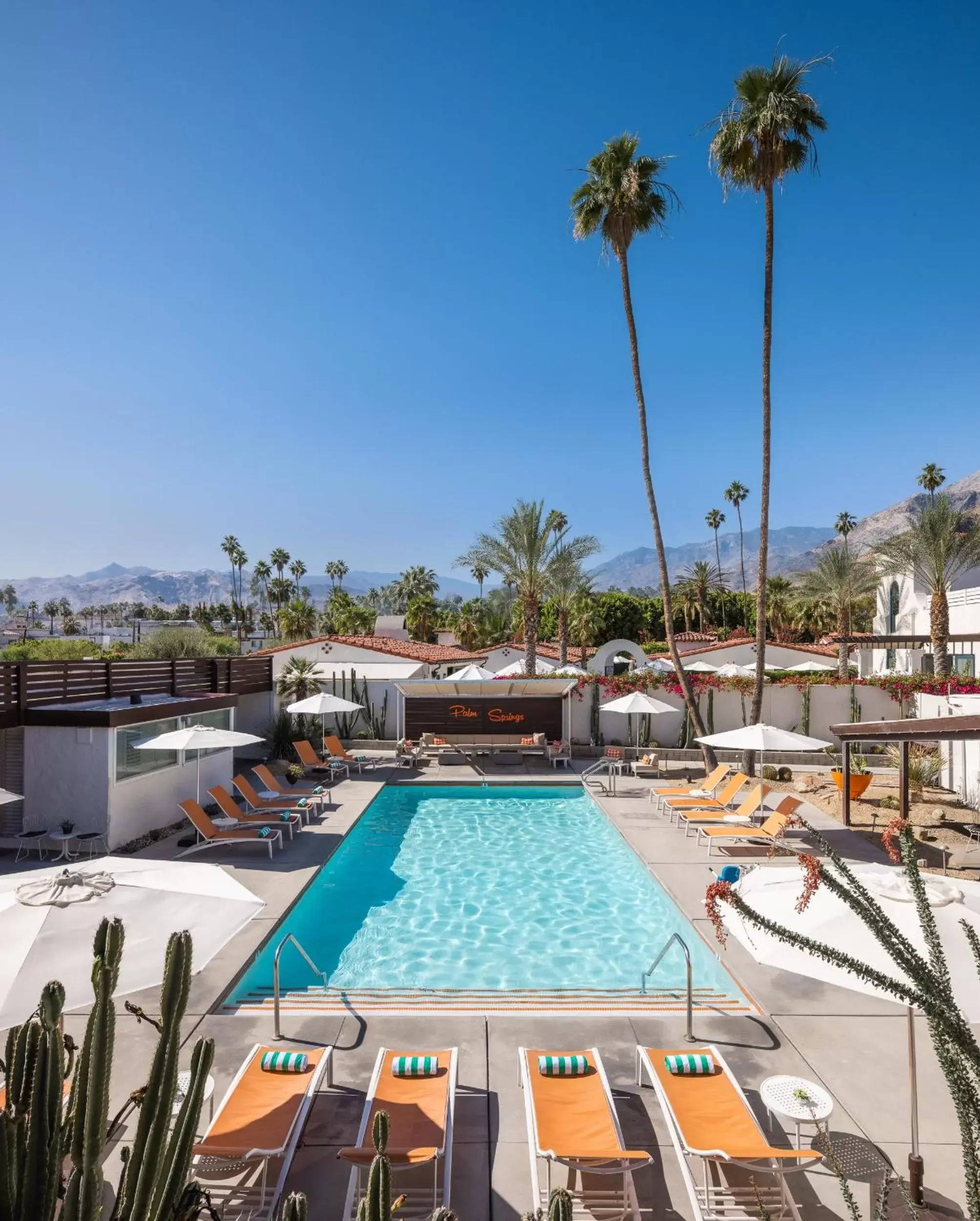 Mountain view, Swimming Pool in Del Marcos Hotel, A Kirkwood Collection Hotel