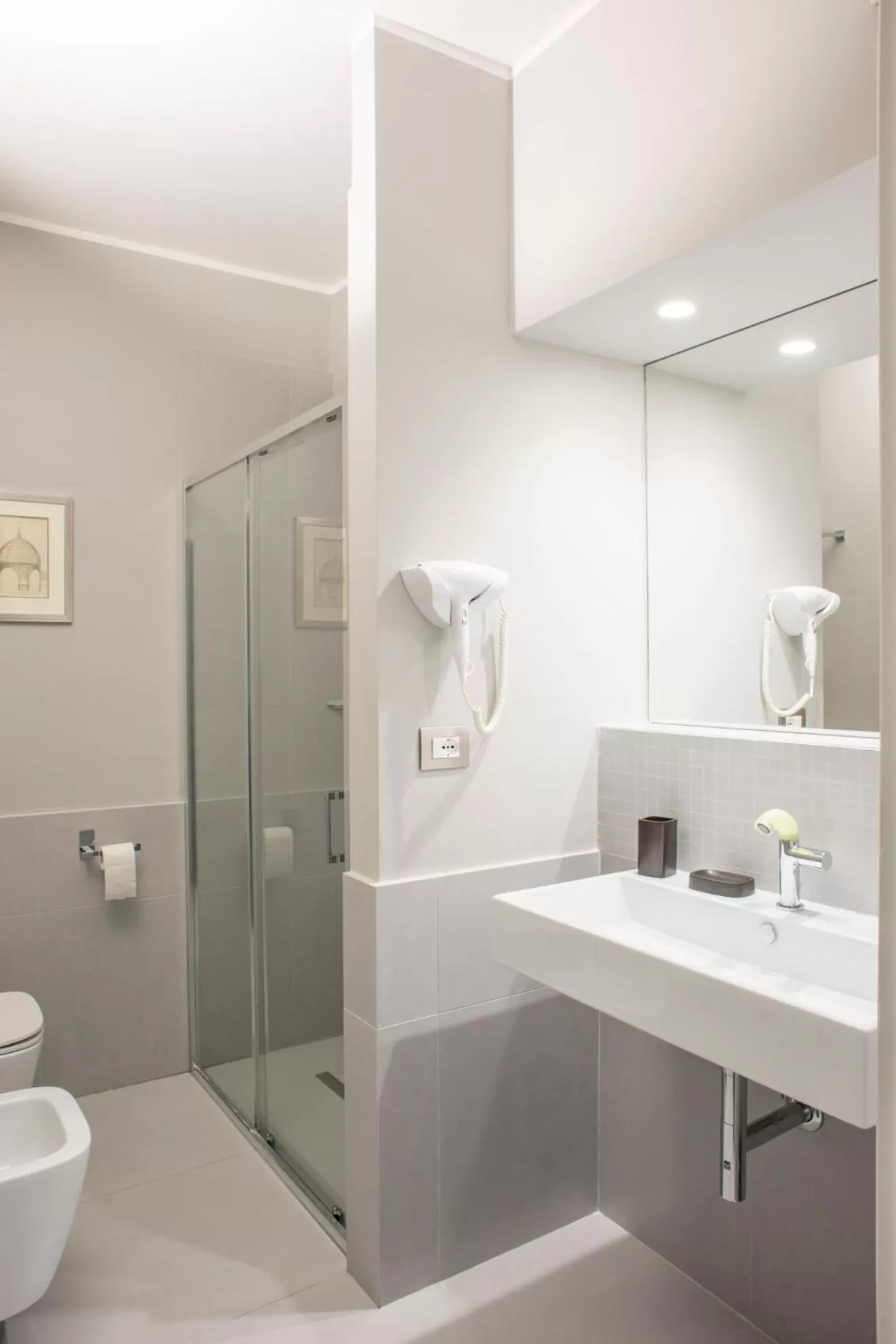 Shower in Principessa Mafalda