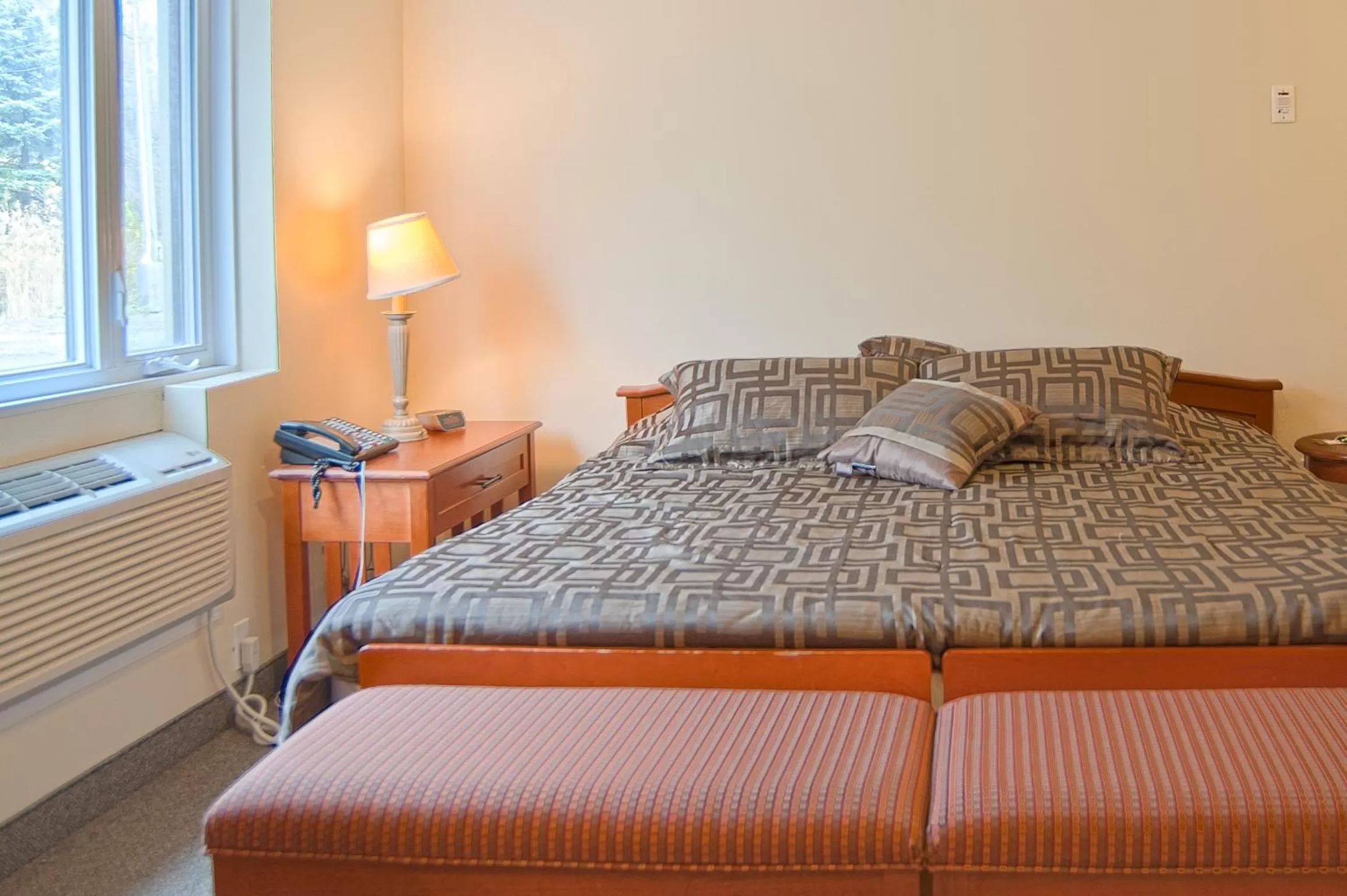 Bed in Hotel Le Mirage