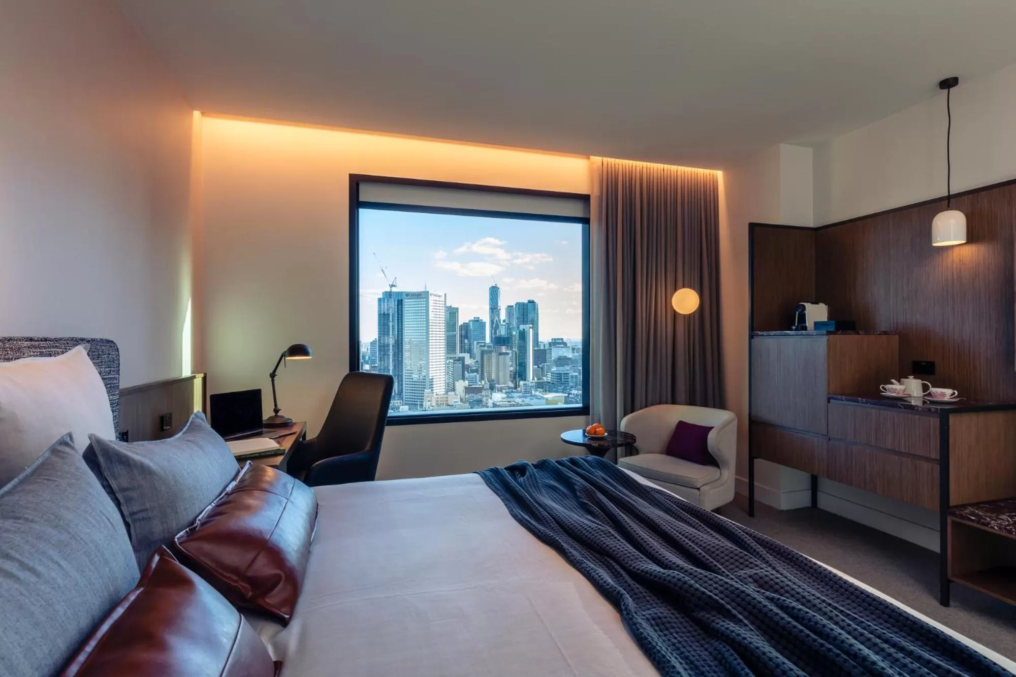 Next Hotel Melbourne, Curio Collection by Hilton