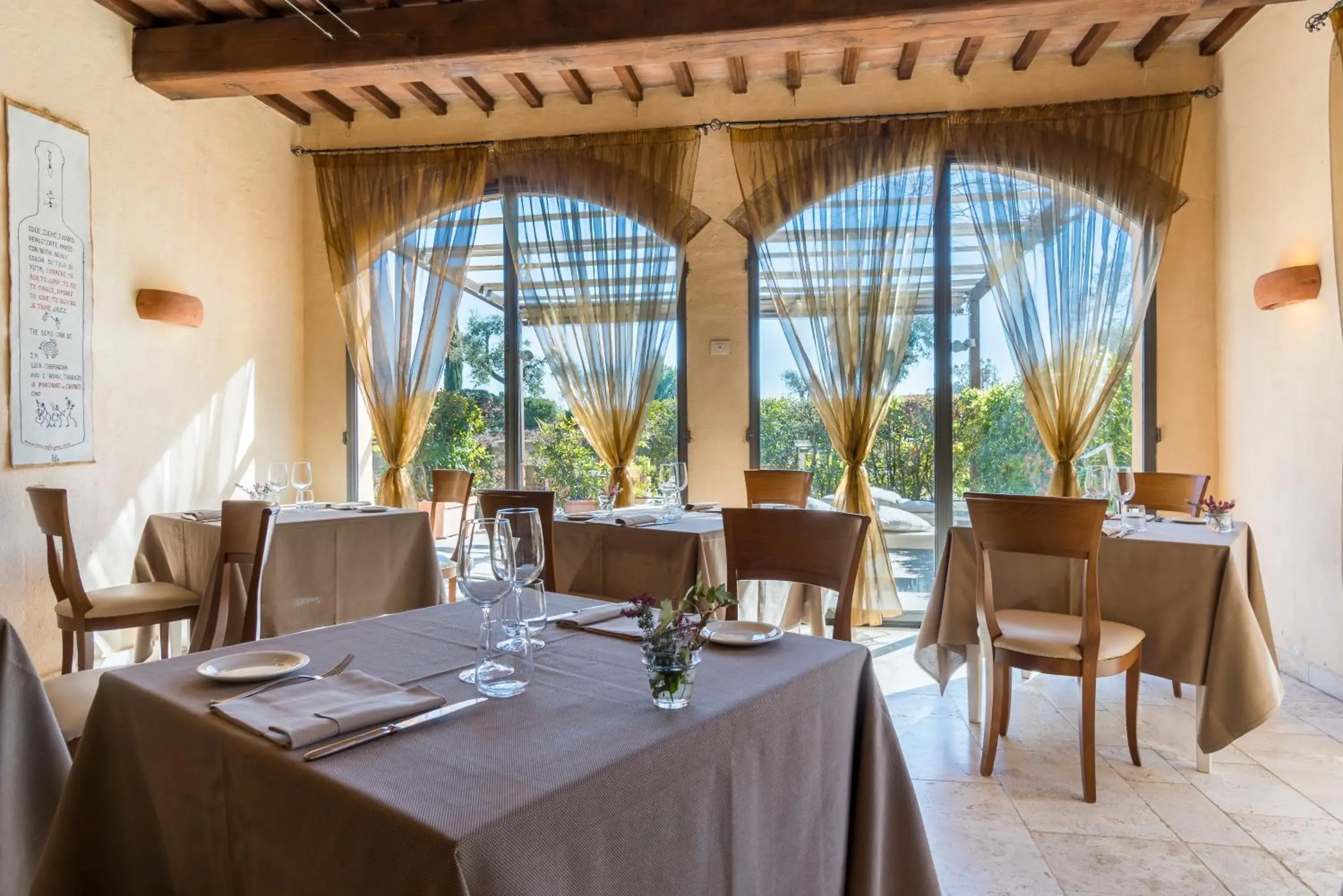 Restaurant/Places to Eat in Hotel Borgo Di Cortefreda
