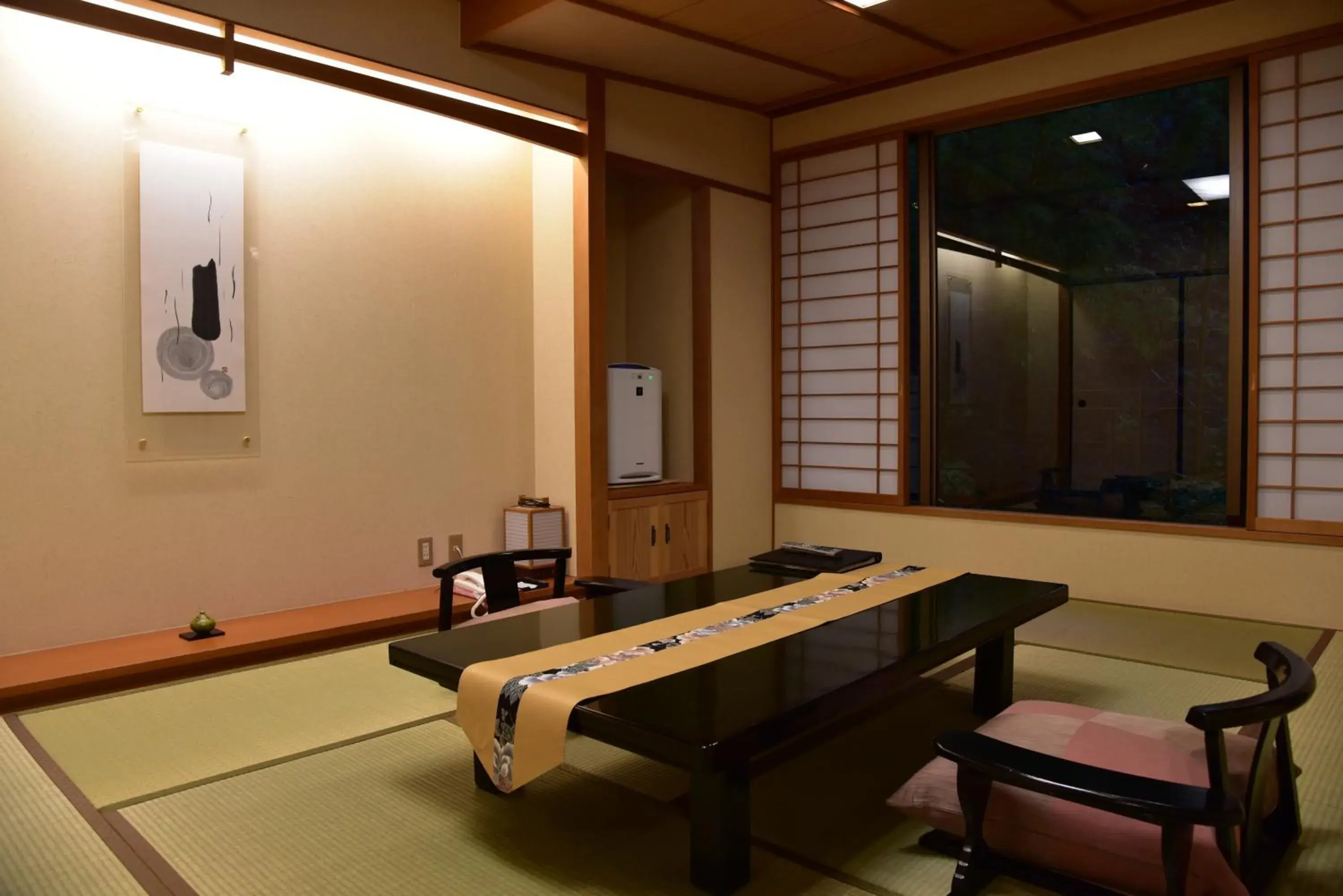 Superior Twin Room with Tatami Area - Non-Smoking in Arima Onsen Taketoritei Maruyama Ryokan