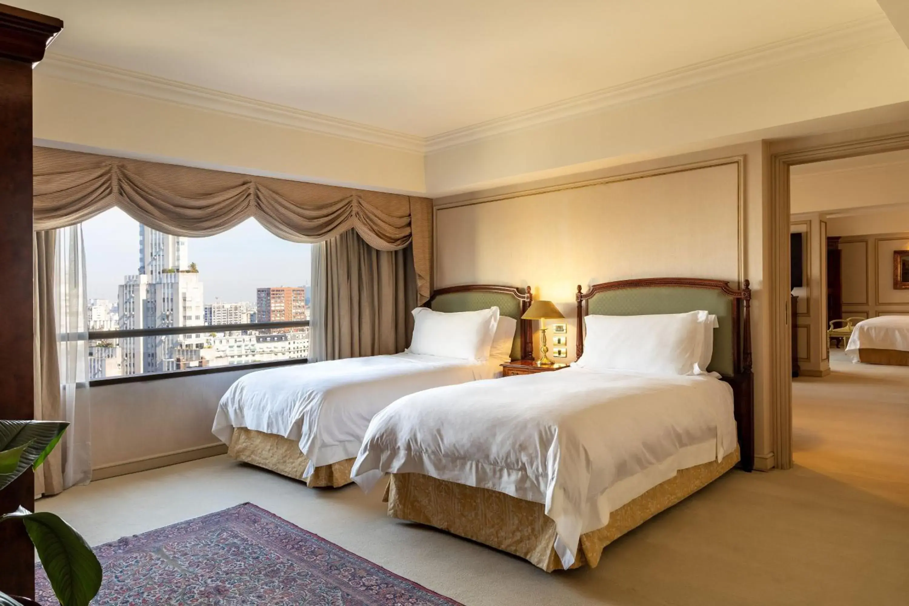 Photo of the whole room, Bed in Park Tower, A Luxury Collection Hotel, Buenos Aires