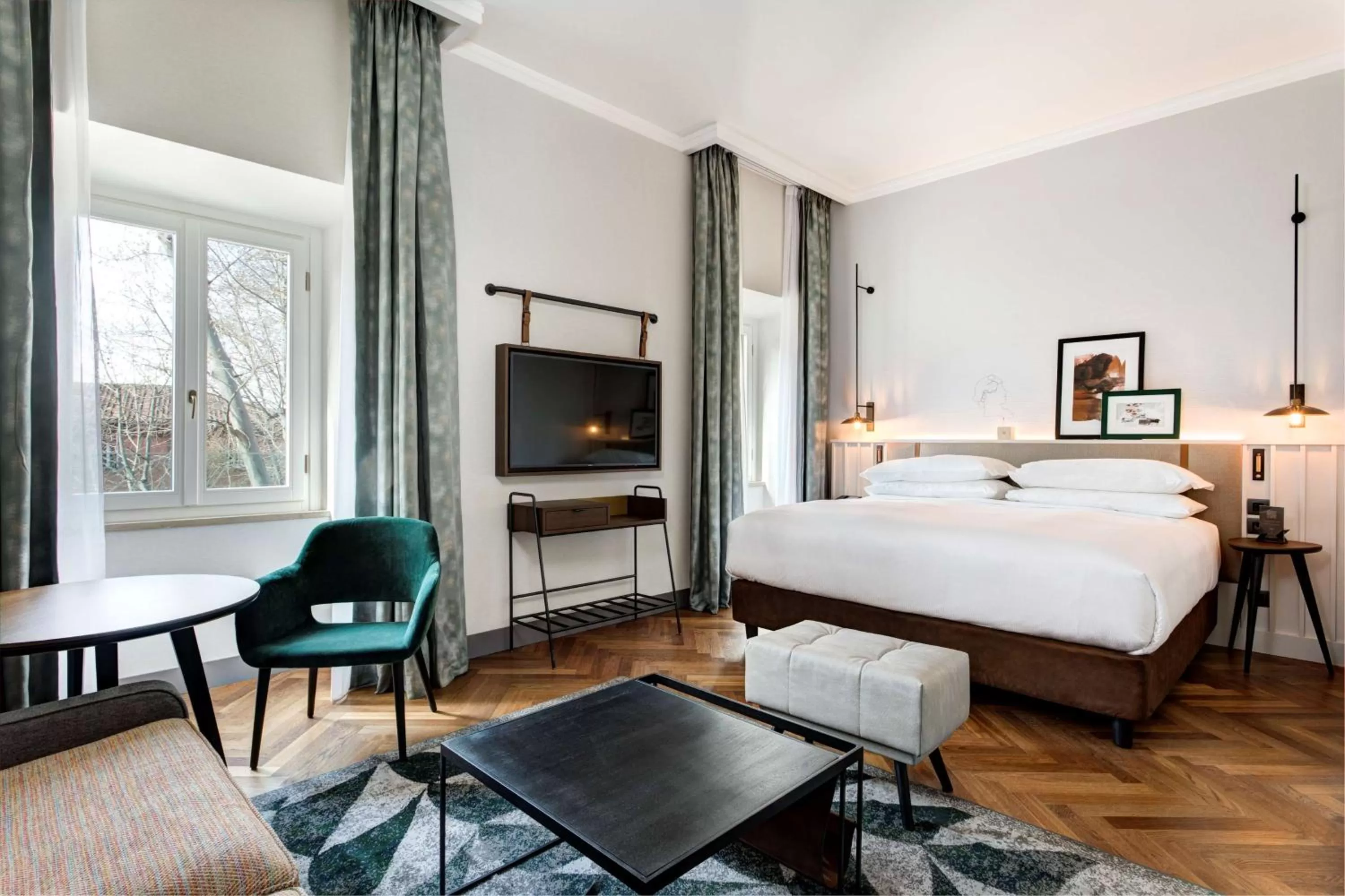 Bedroom, Bed in DoubleTree By Hilton Rome Monti