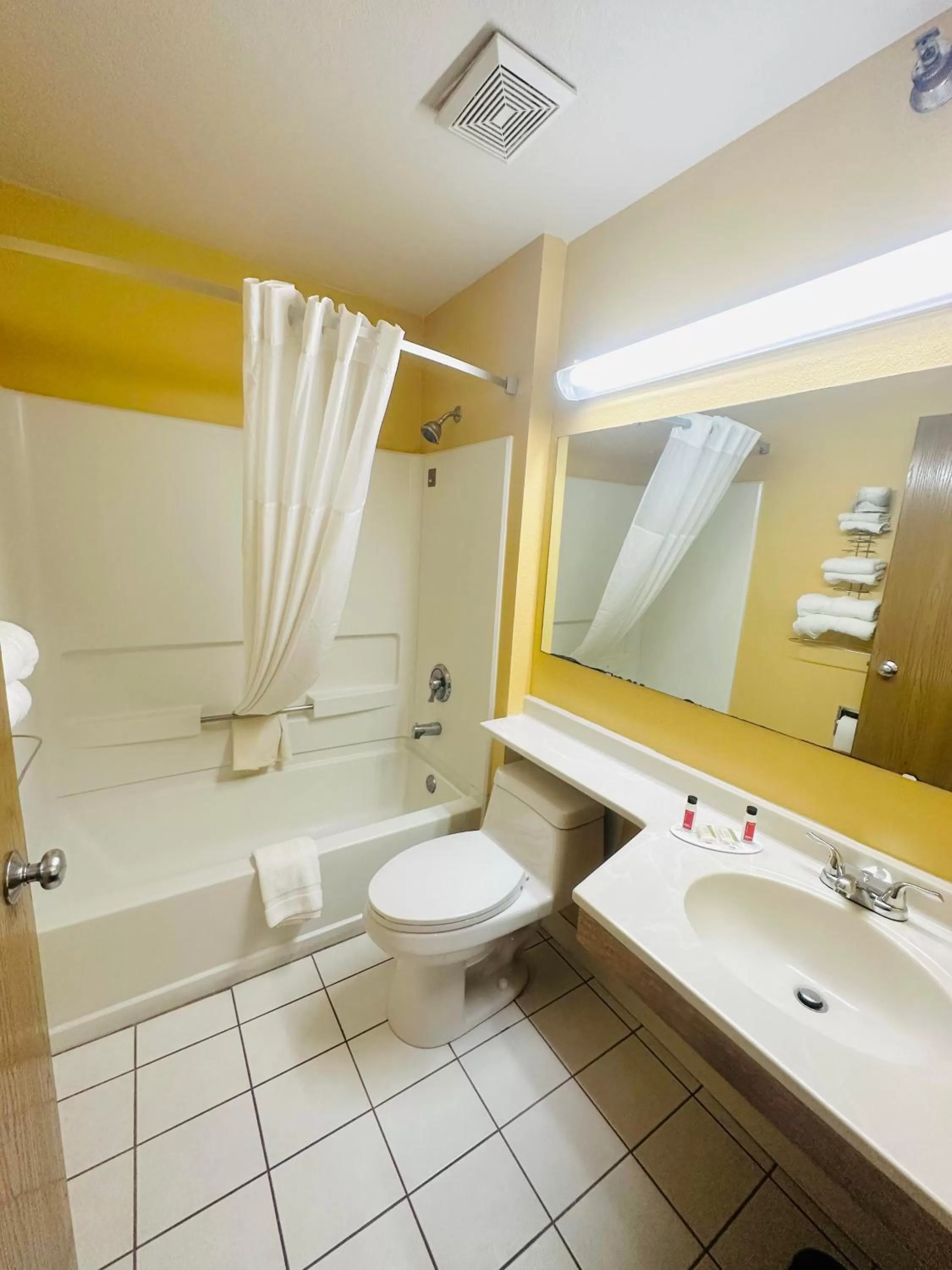 Bathroom in Super 8 by Wyndham Warrenton