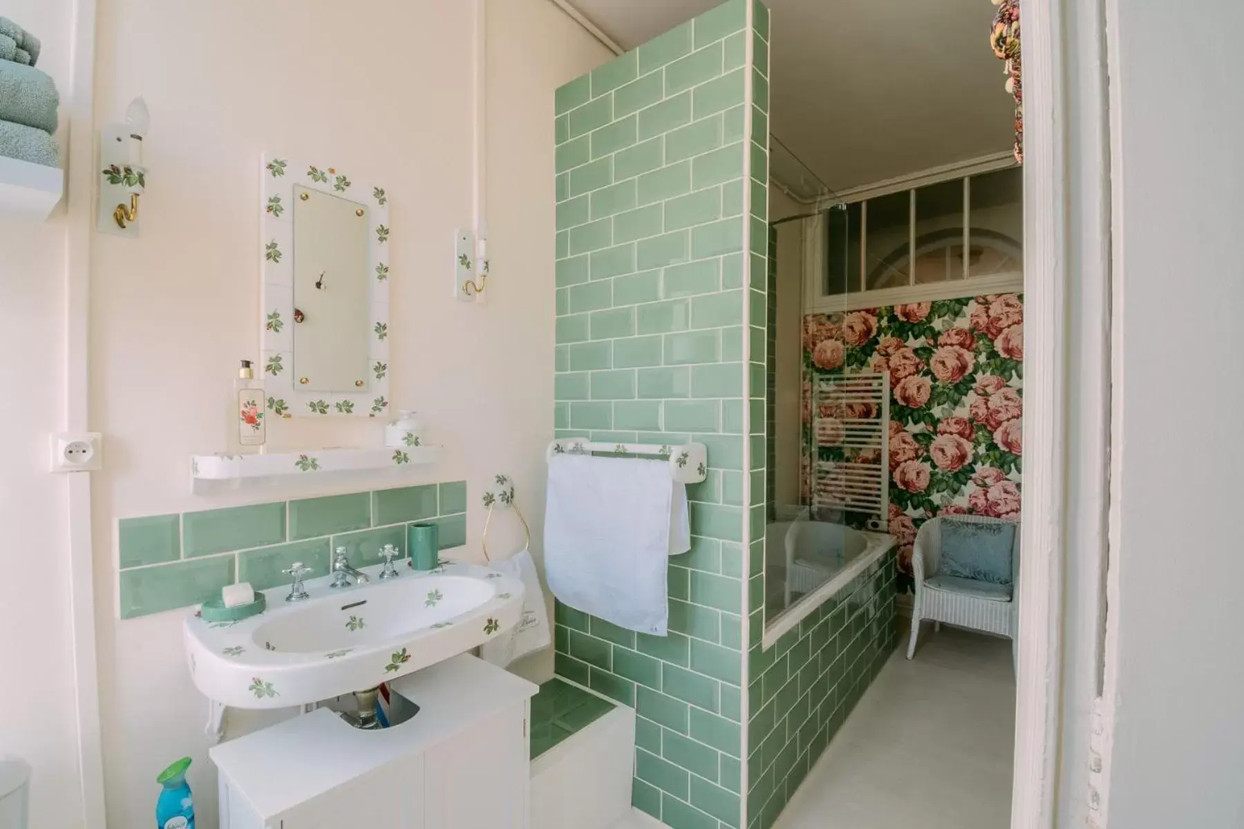 Bathroom in La Maison 64 Chambre D'Hôtes