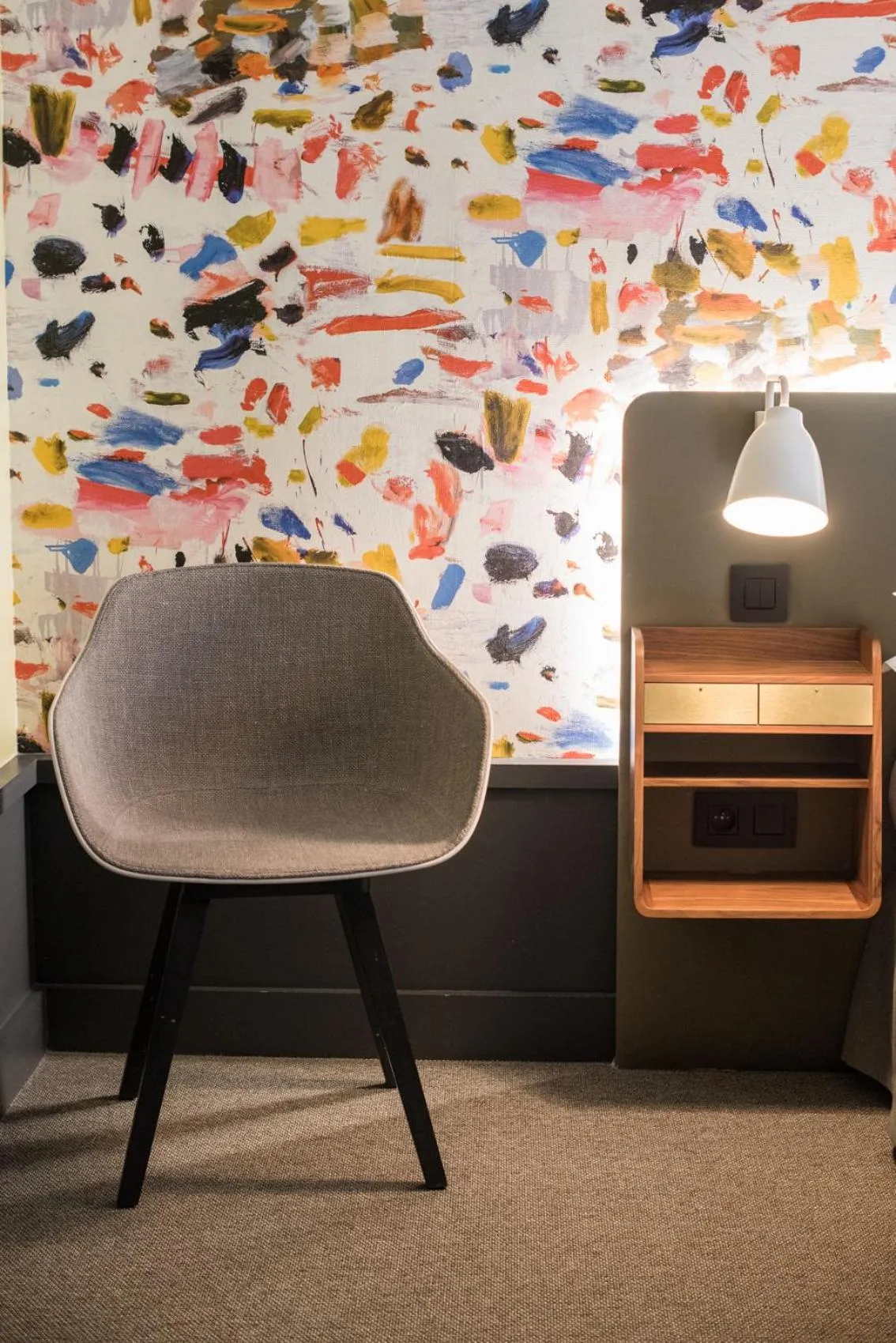 Bedroom in Hôtel Des Artistes