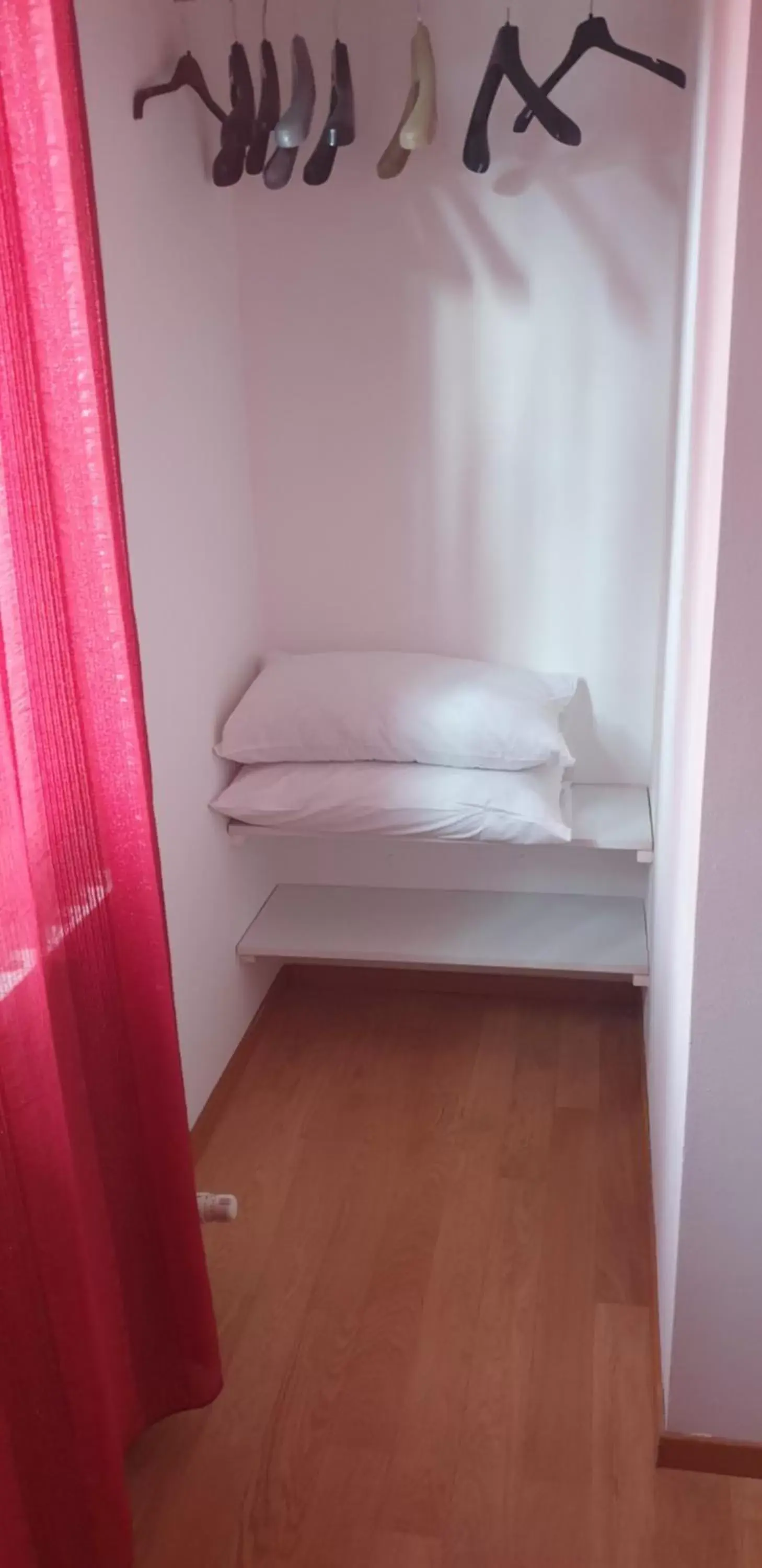 Bed in Monteceneri 9 B&b