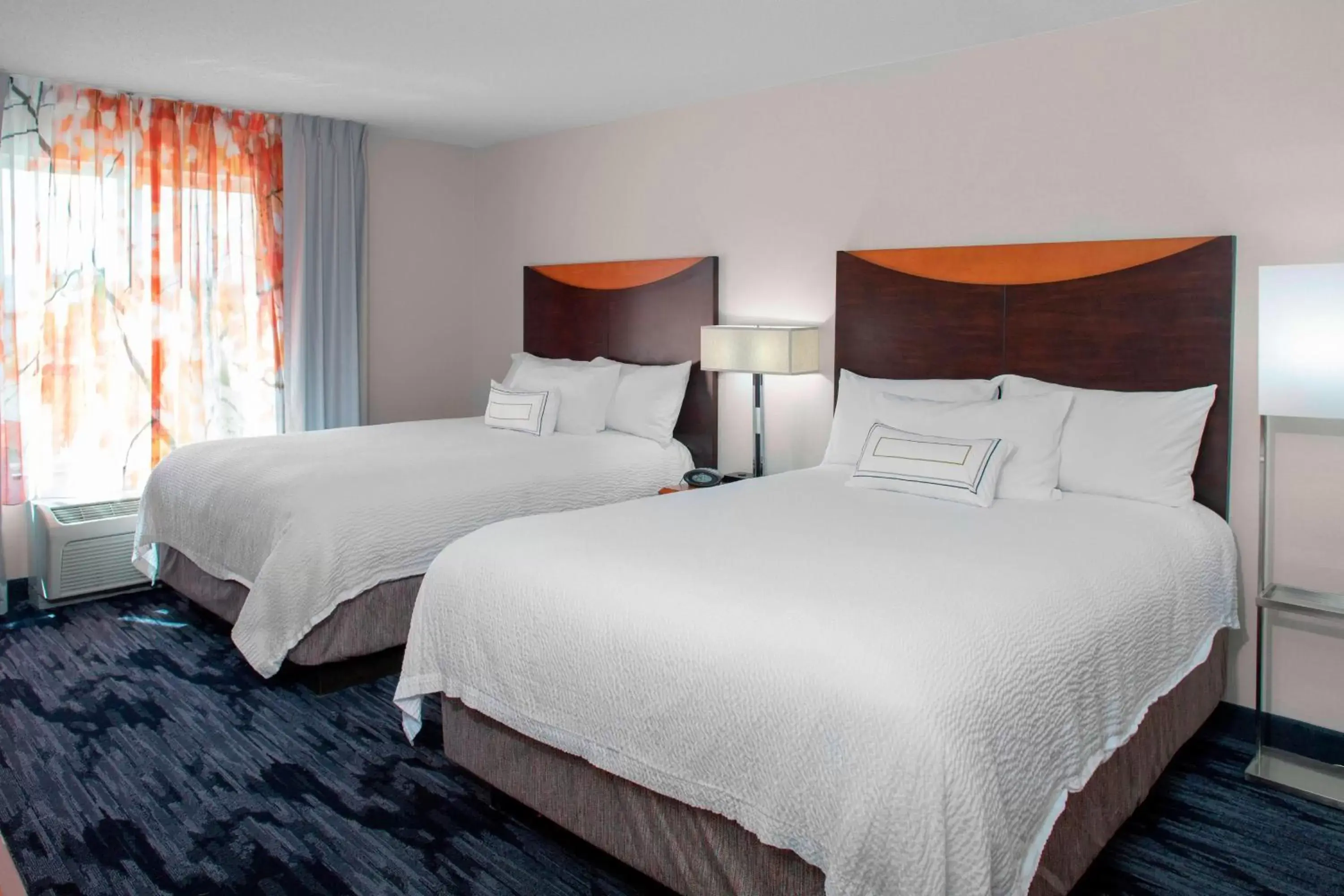 Bedroom, Bed in Fairfield Inn and Suites by Marriott Gadsden