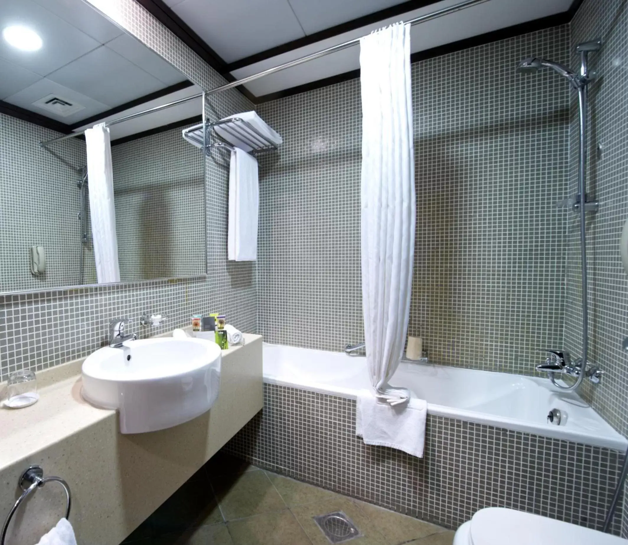 Bathroom in TIME Oak Hotel & Suites