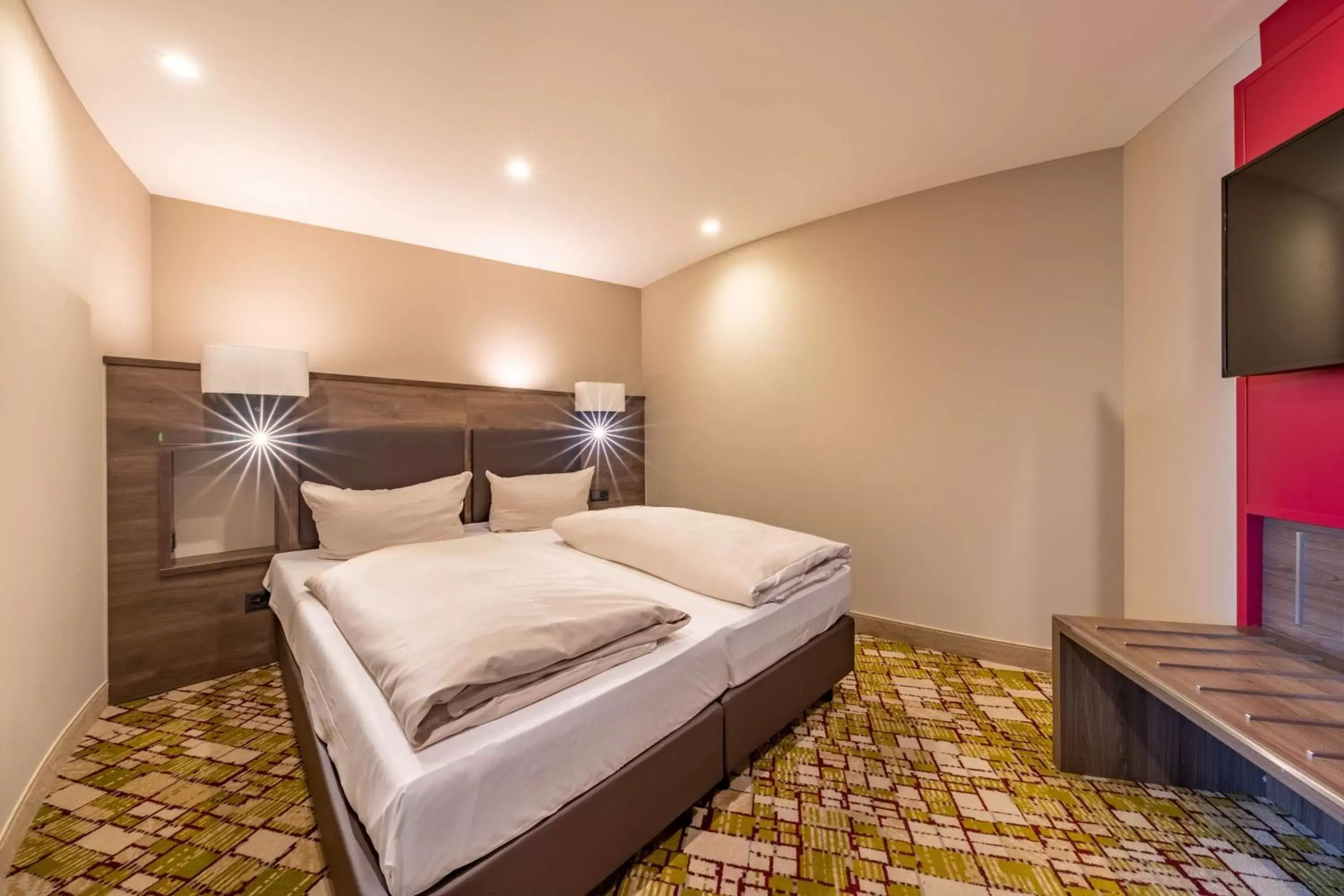 Bedroom, Bed in Dorint Airport-Hotel Zürich