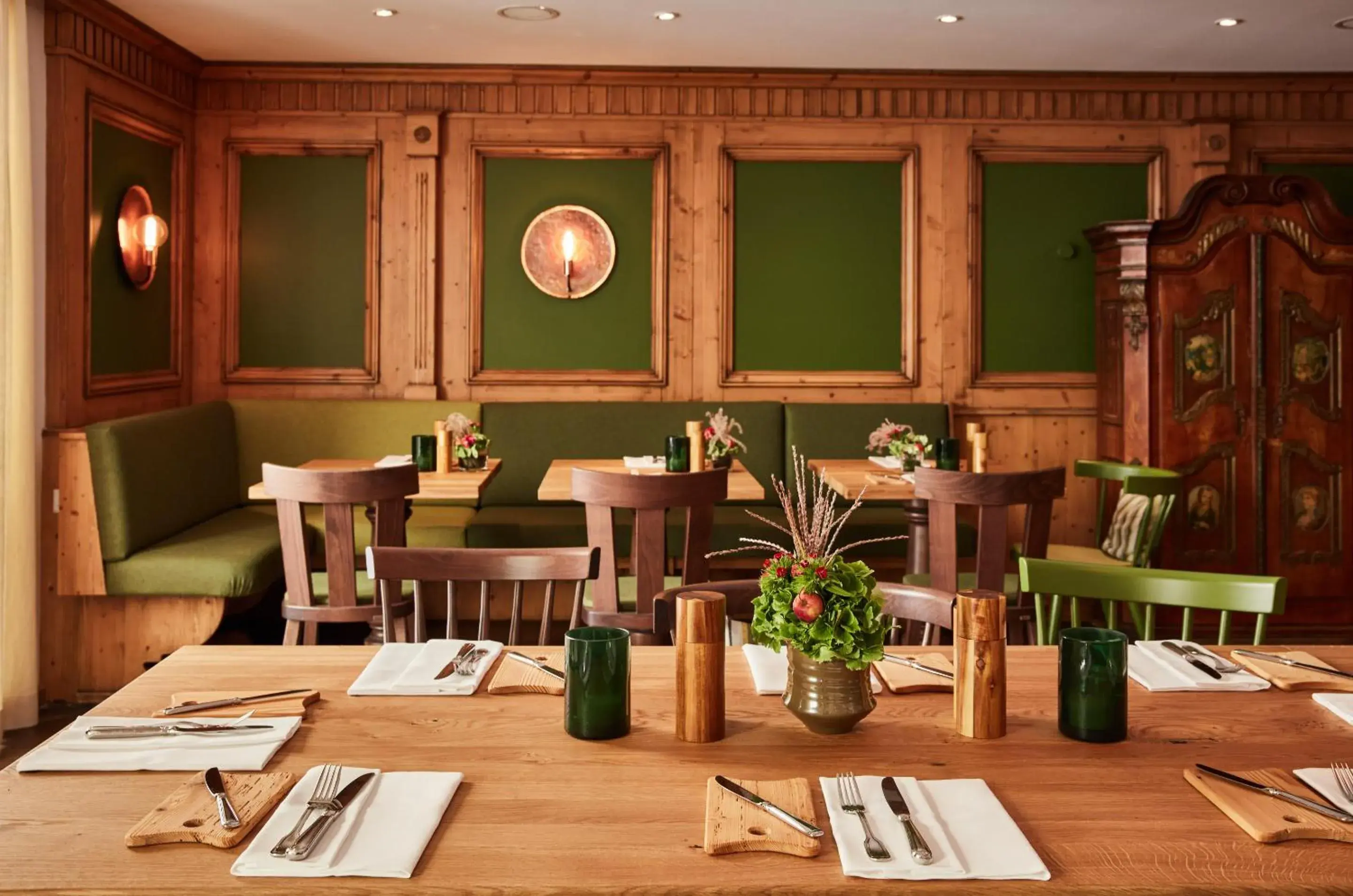 Restaurant/places to eat in Hotel Prinzregent München Messe Restaurant/places to eat in Hotel Prinzregent München Messe