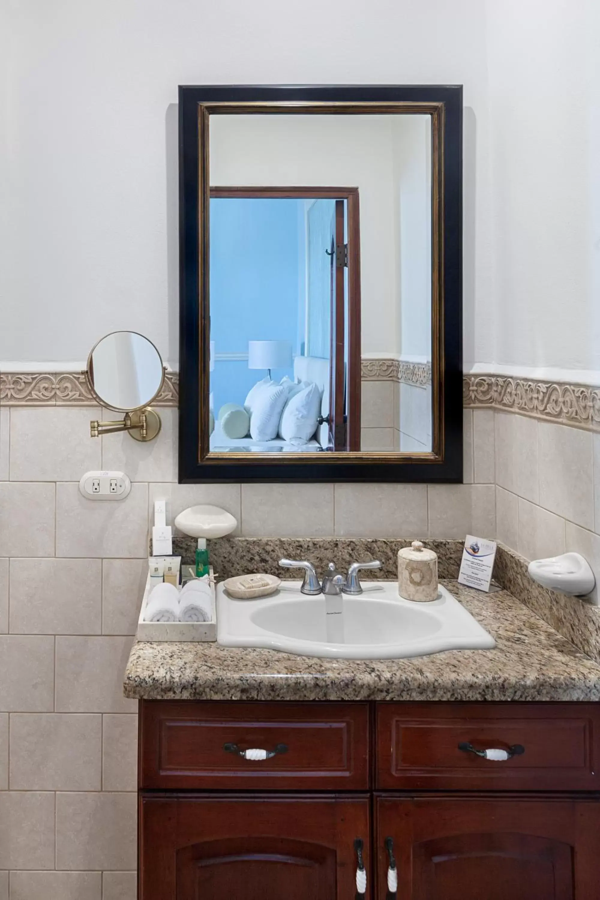 Bathroom in Hotel la Perla Leon