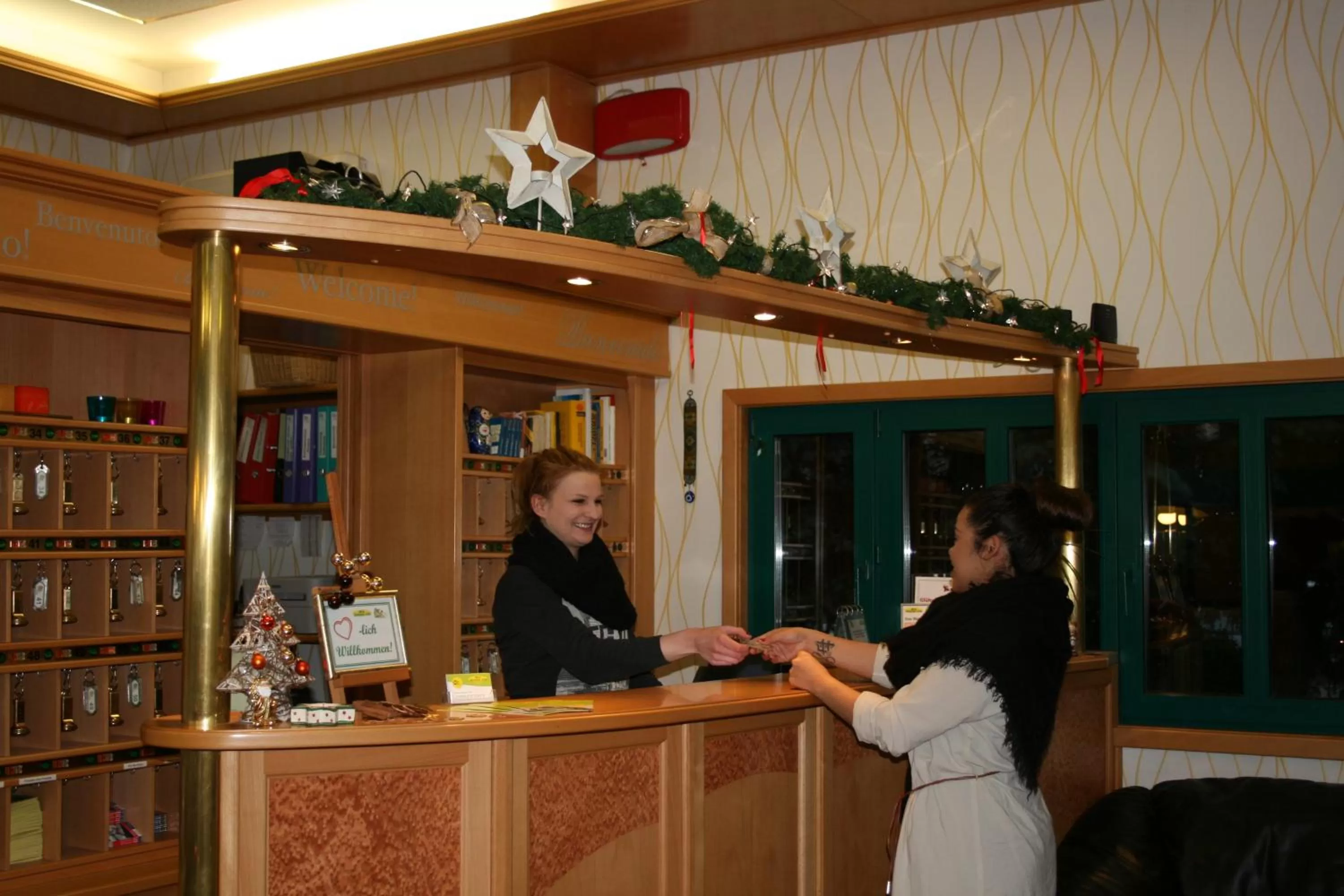 Lobby or reception in Hotel Asperner Löwe