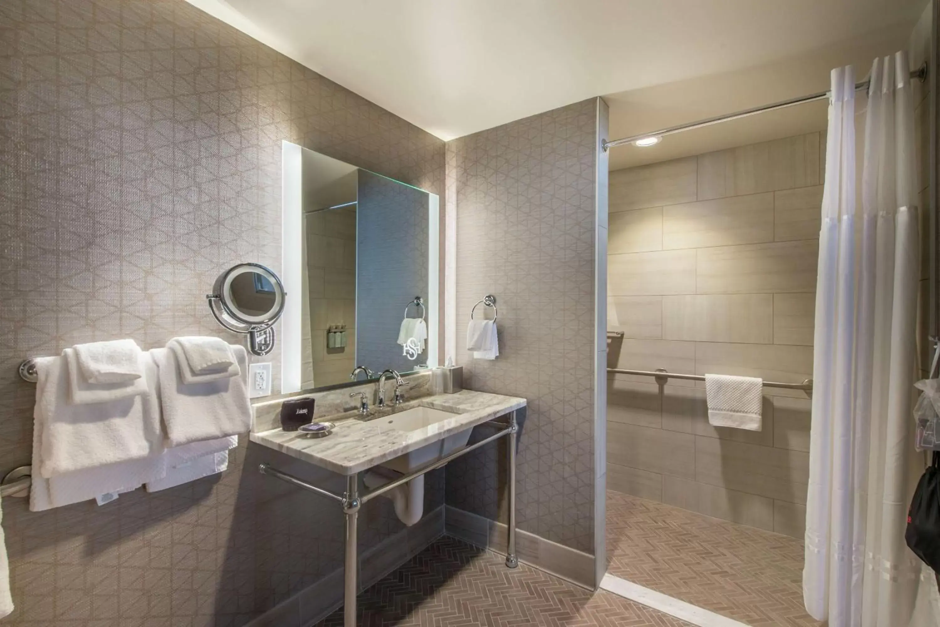 Bathroom in Hotel Saranac, Curio Collection By Hilton