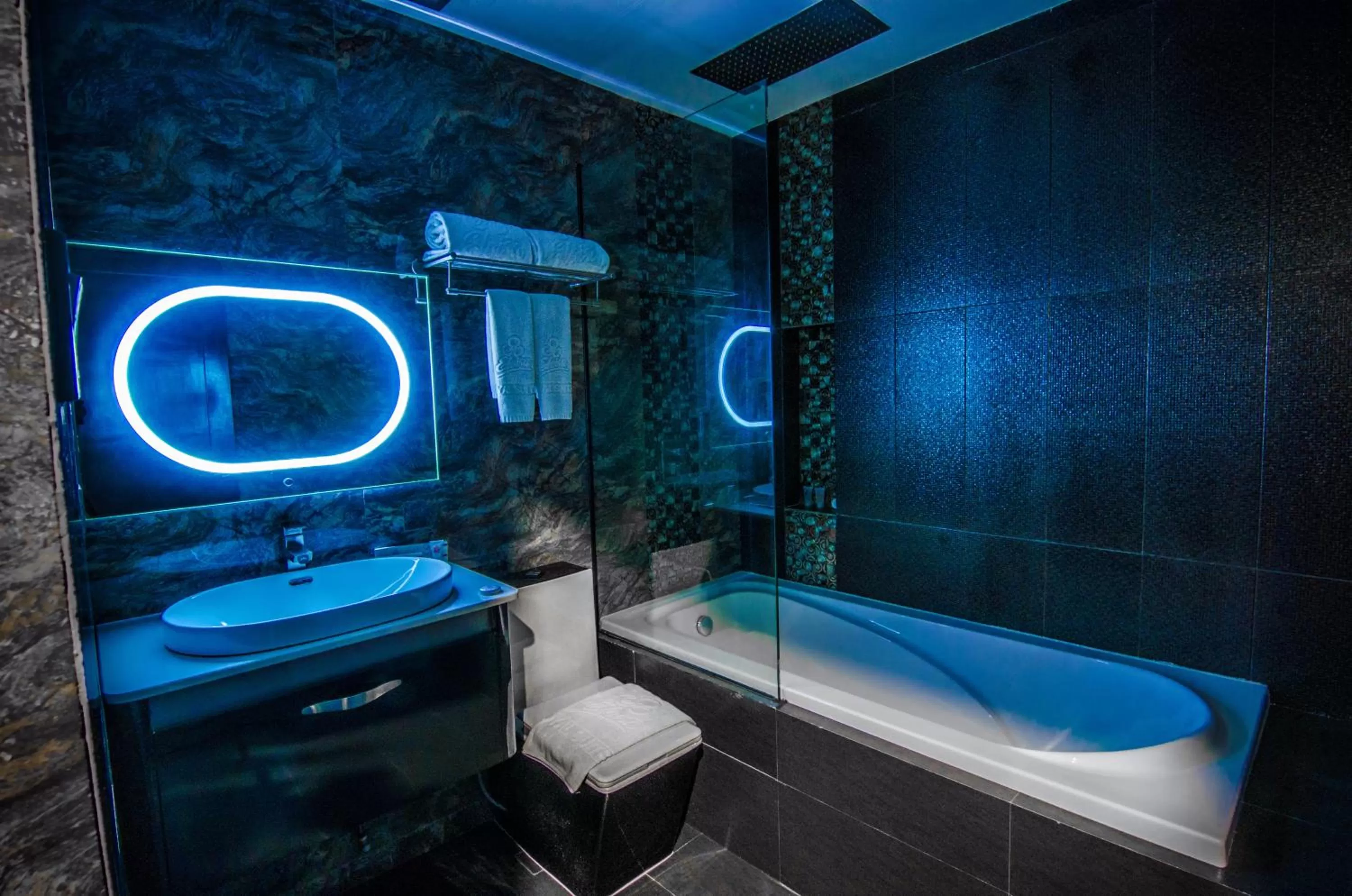 Bathroom in Eloisa Royal Suites