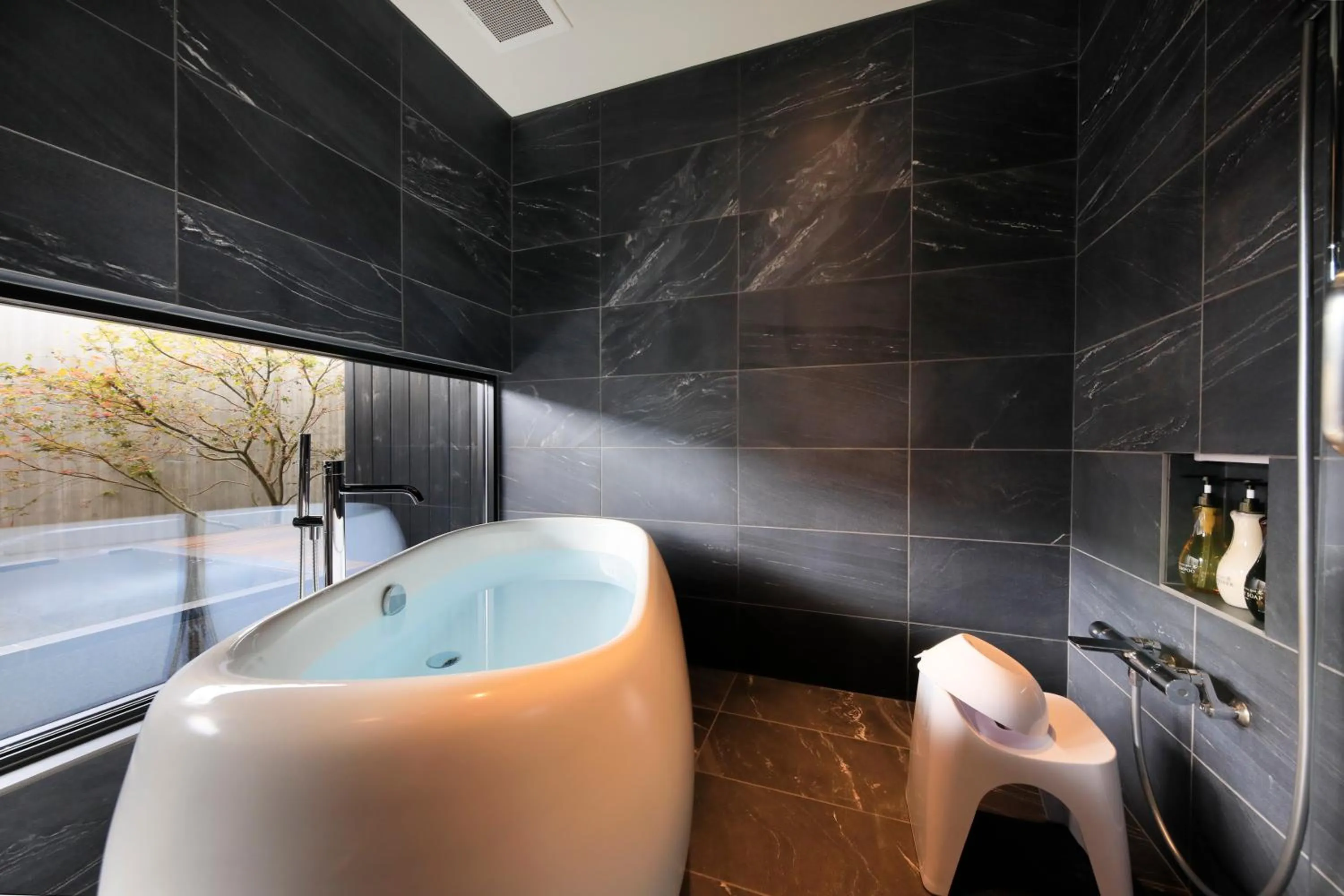 Hot Tub in Fuji Onsenji Yumedono