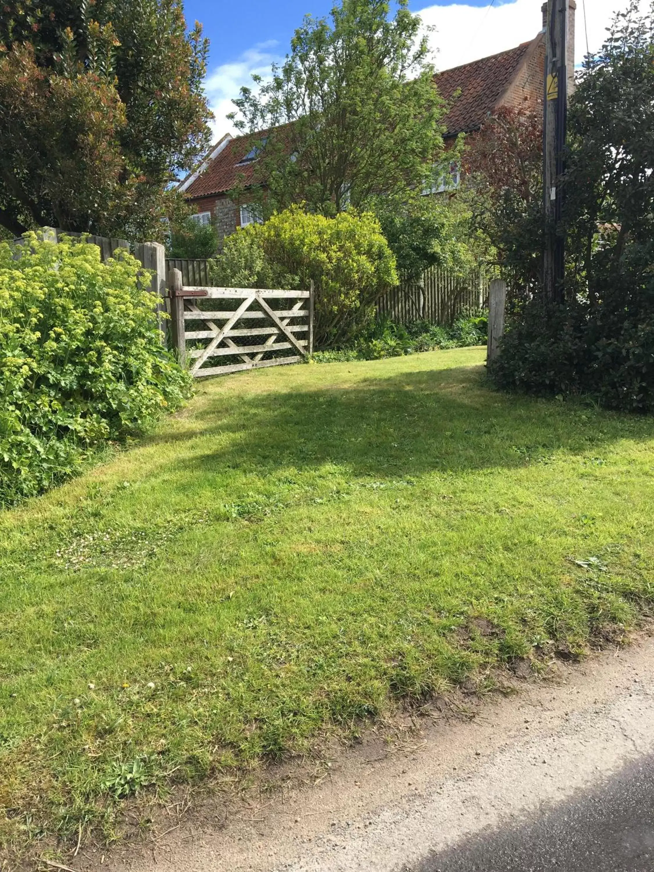 Property building, Garden in Primrose Cottage