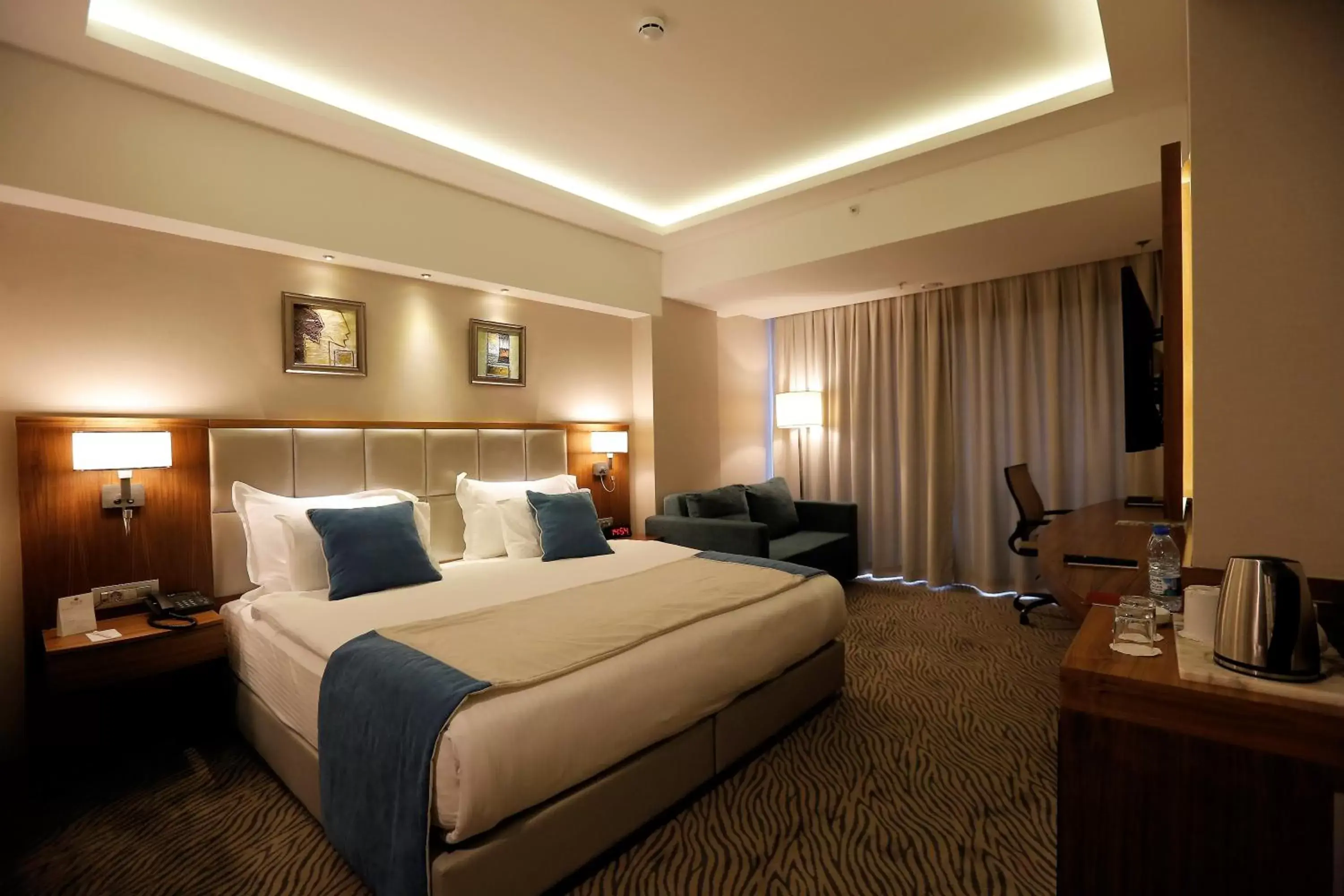 Bedroom, Bed in Best Western Premier Karsiyaka Convention & Spa Hotel