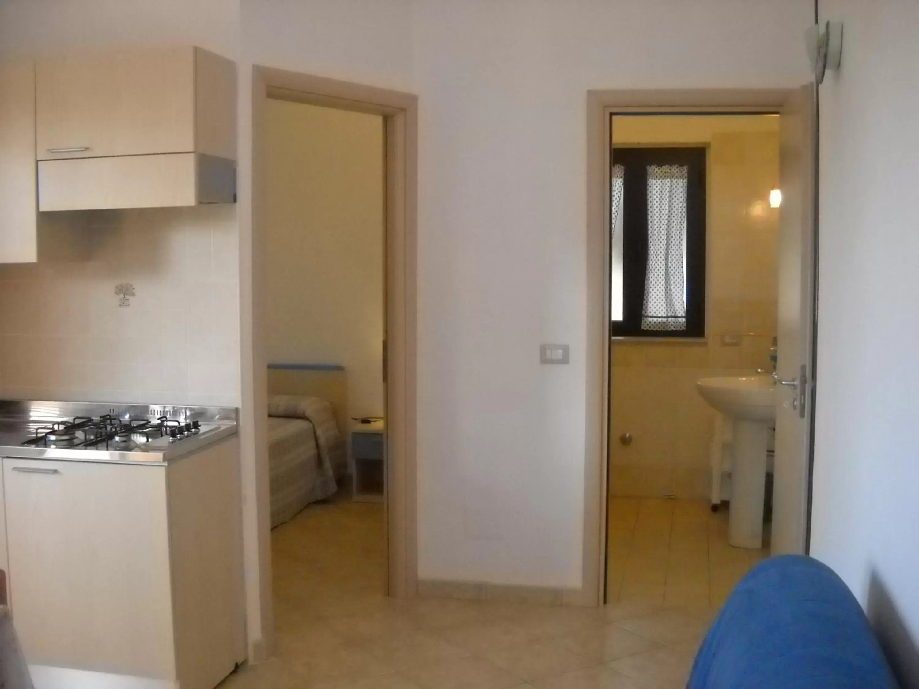 Kitchen/Kitchenette in Zagare Residence