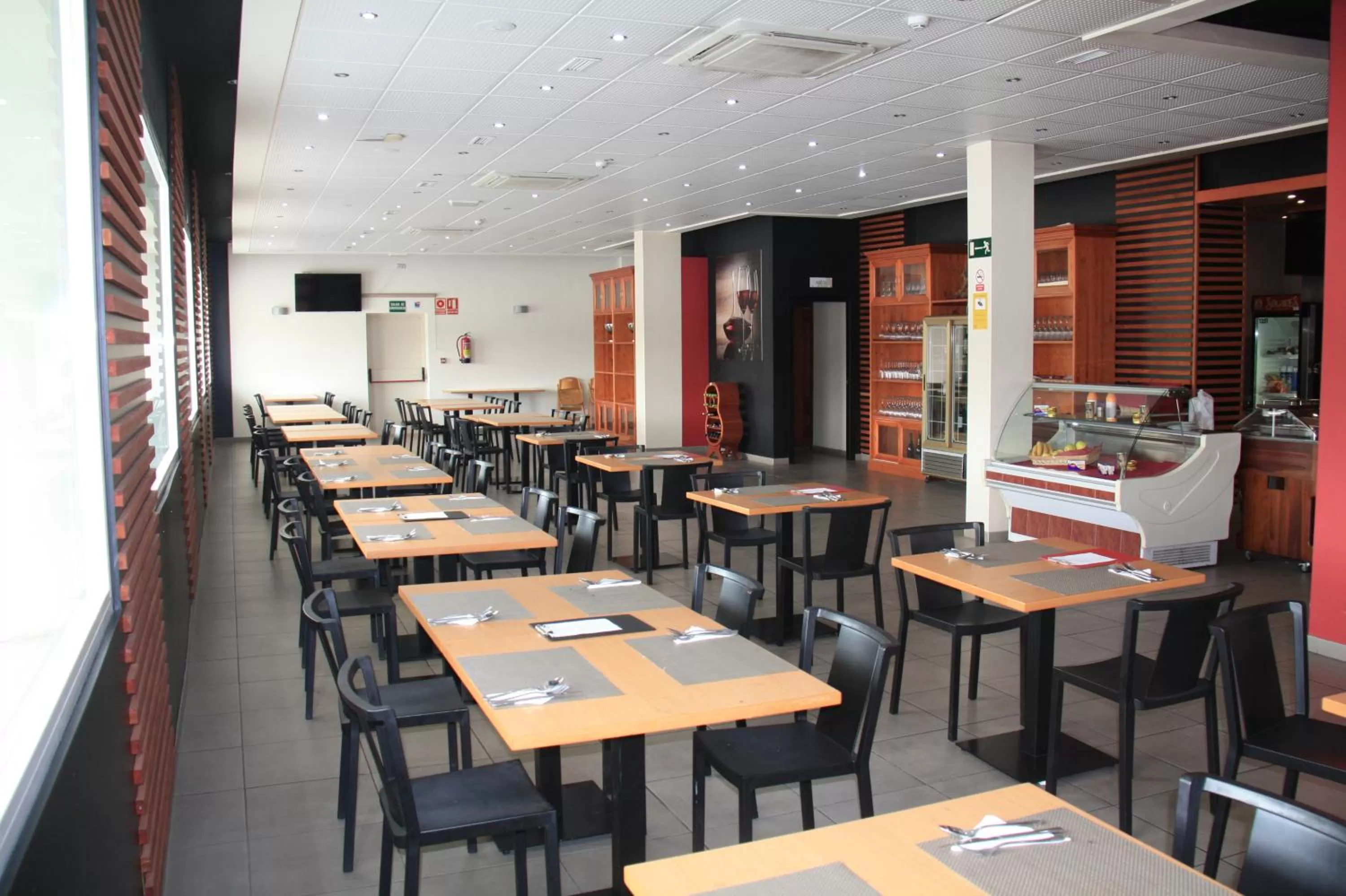 Restaurant/places to eat in Hacienda Guadalquivir