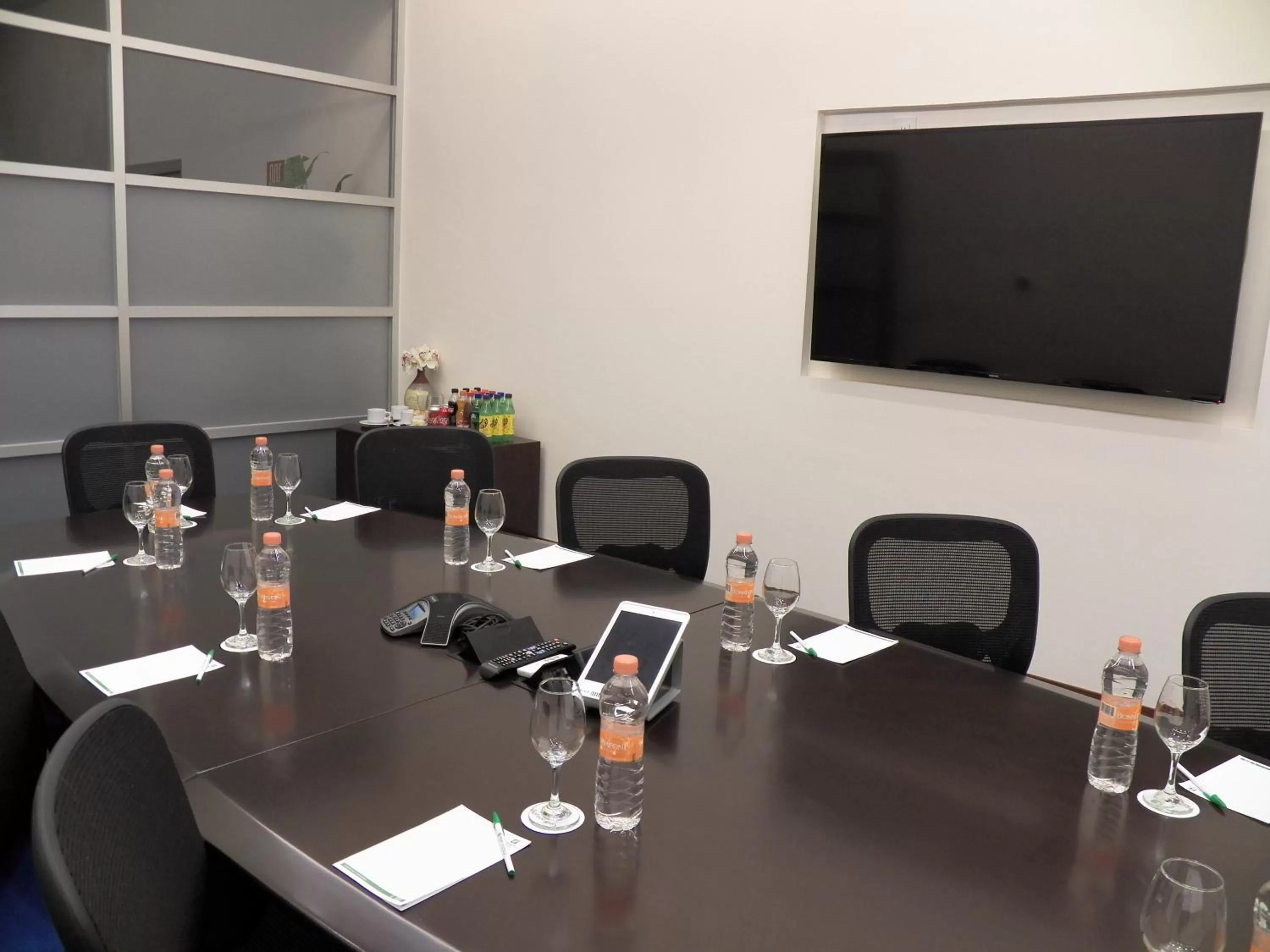 Meeting/conference room in Holiday Inn & Suites Plaza Mayor by IHG