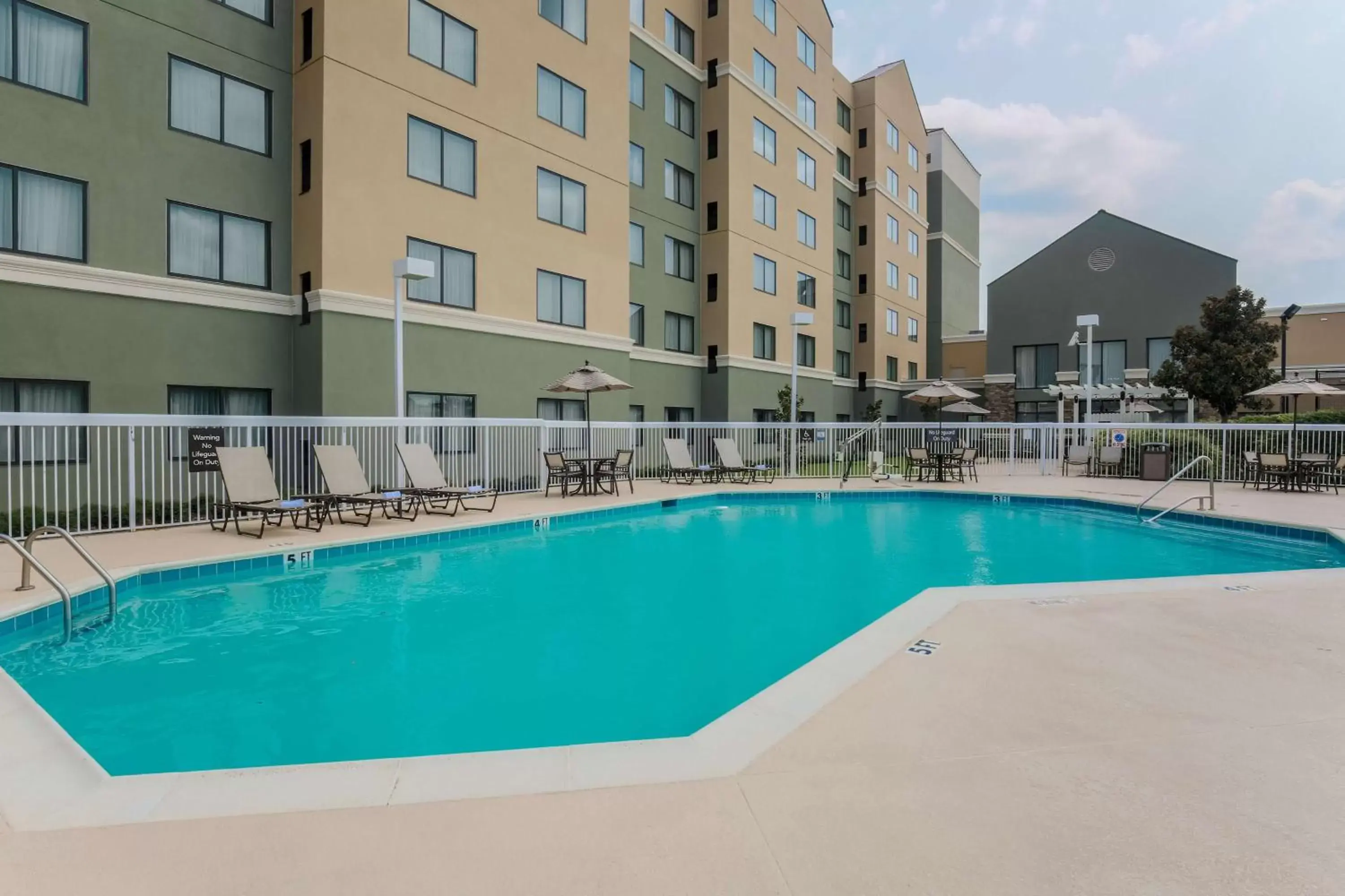 Pool view, Swimming Pool in Homewood Suites by Hilton Ft. Worth-North at Fossil Creek