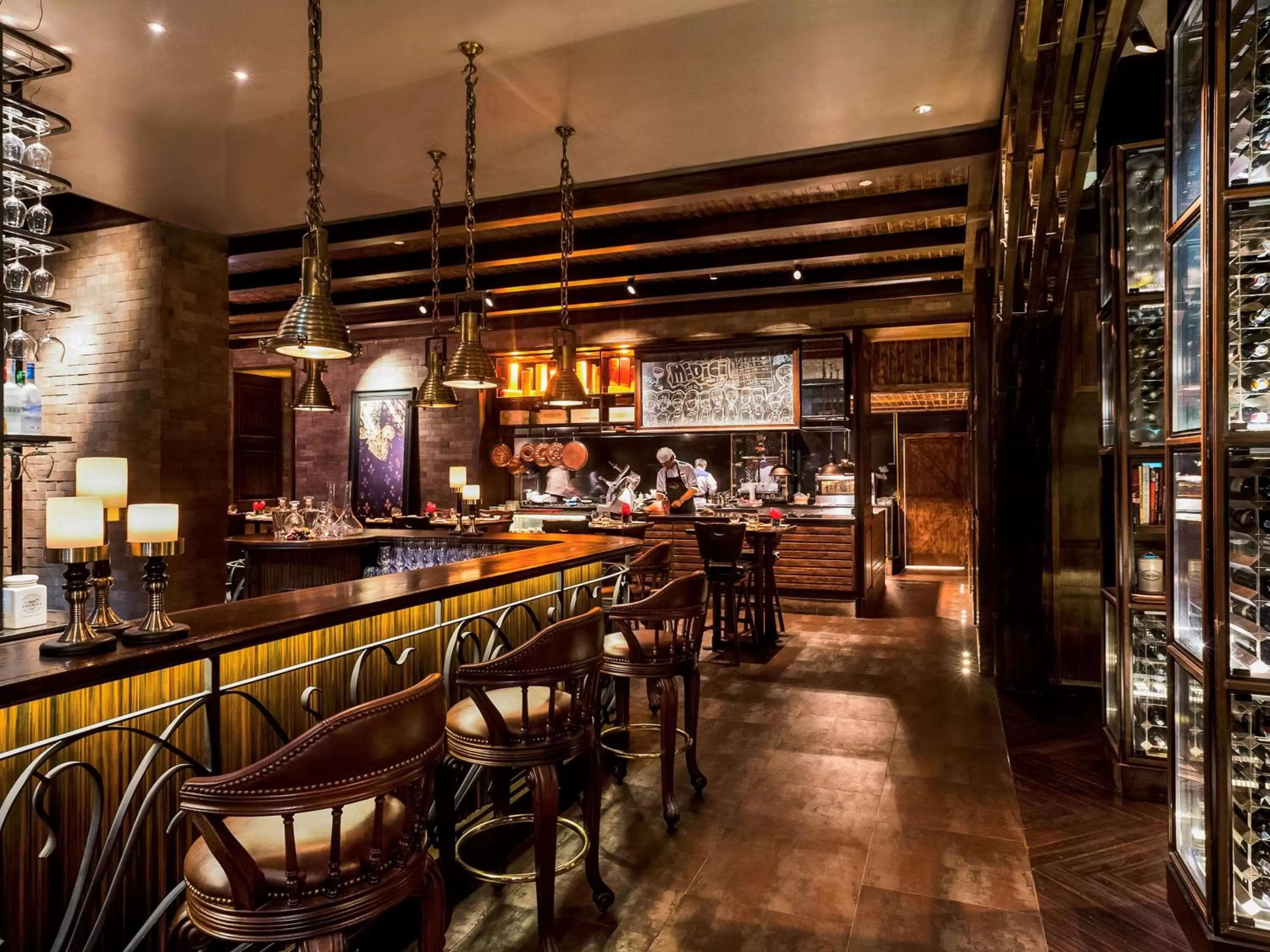 Restaurant/places to eat, Lounge/Bar in Hotel Muse Bangkok Langsuan - MGallery