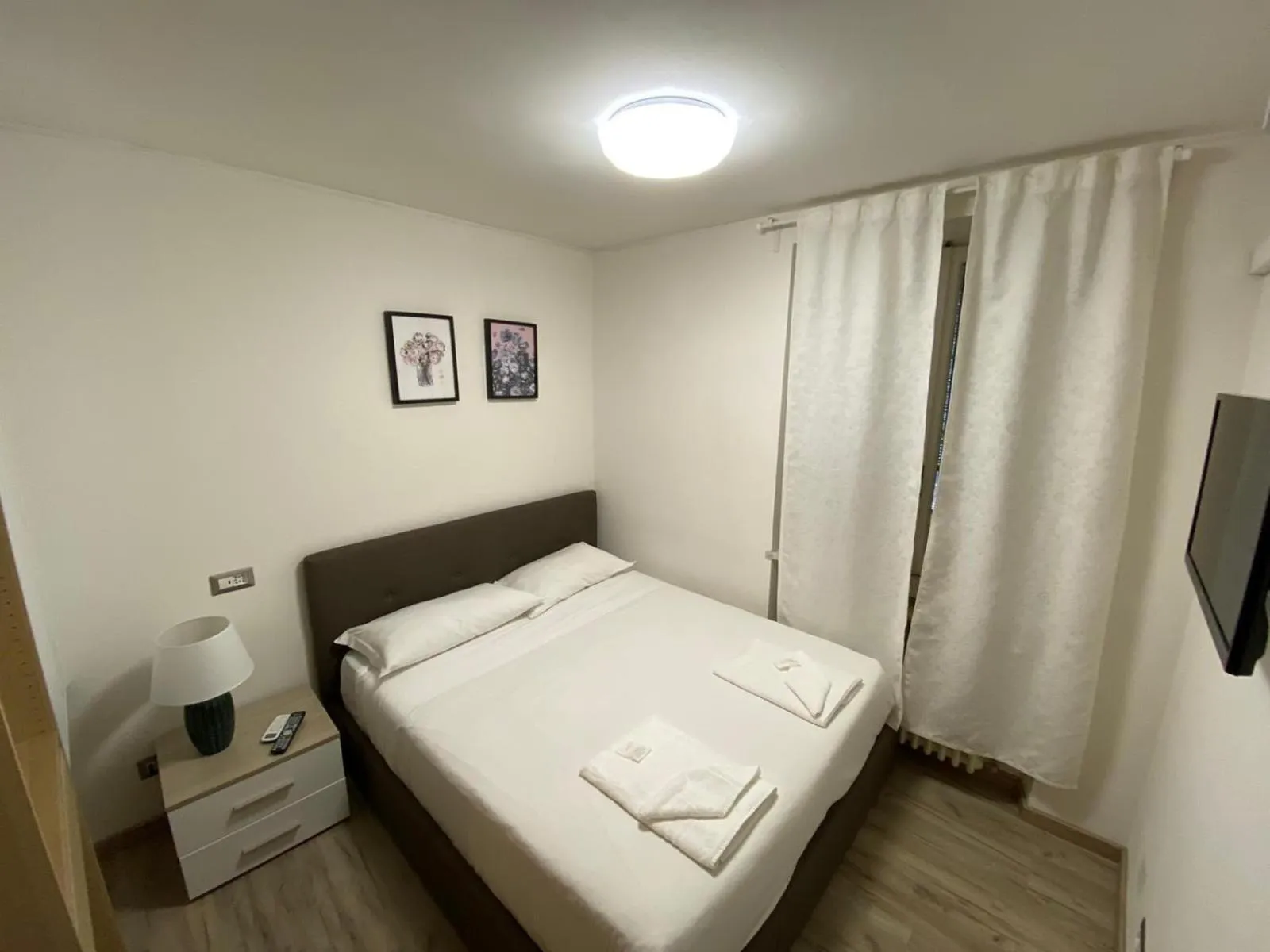 Bed in The Place In Rome Guest House