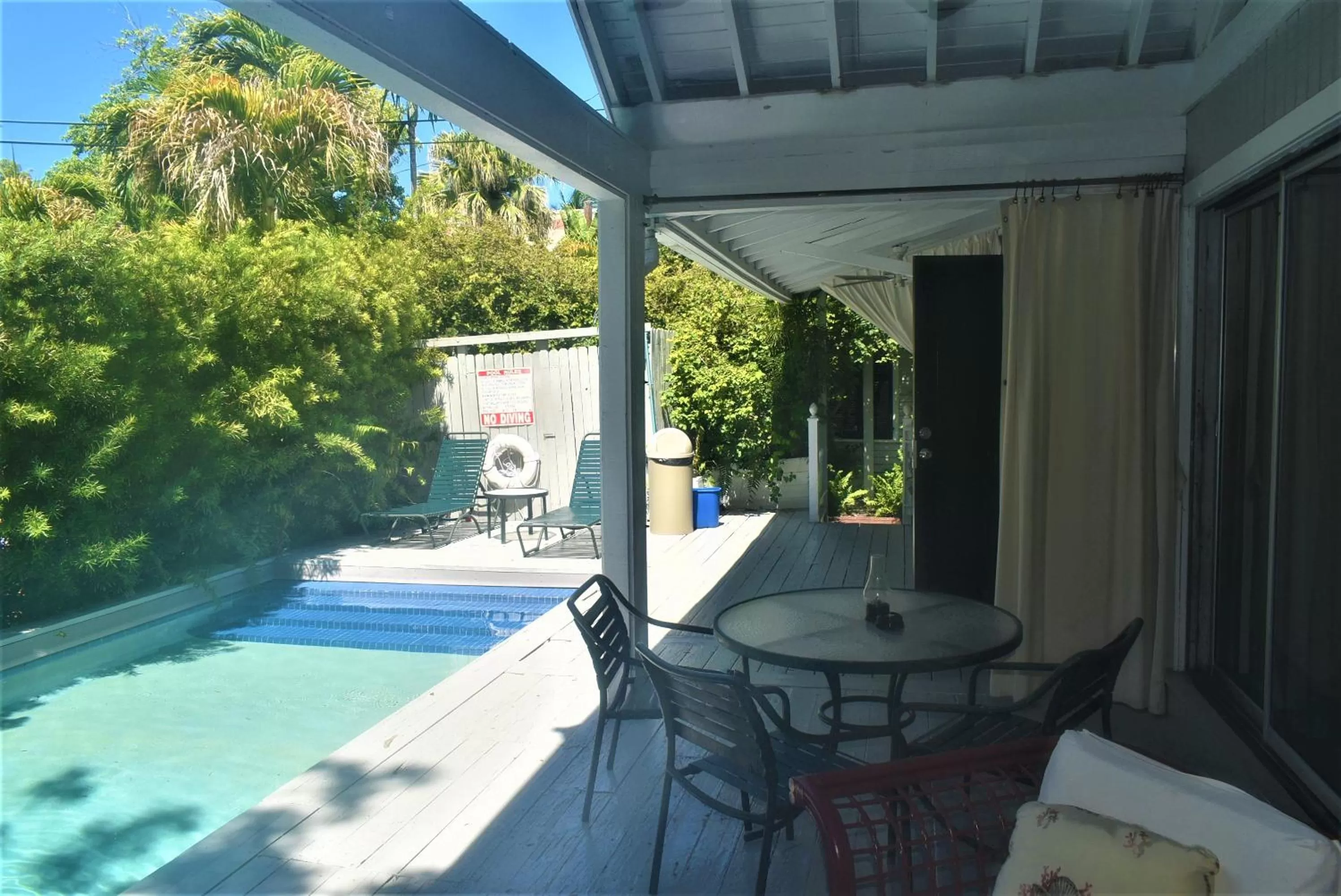 Balcony/Terrace in Simonton Court Historic Inn & Cottages