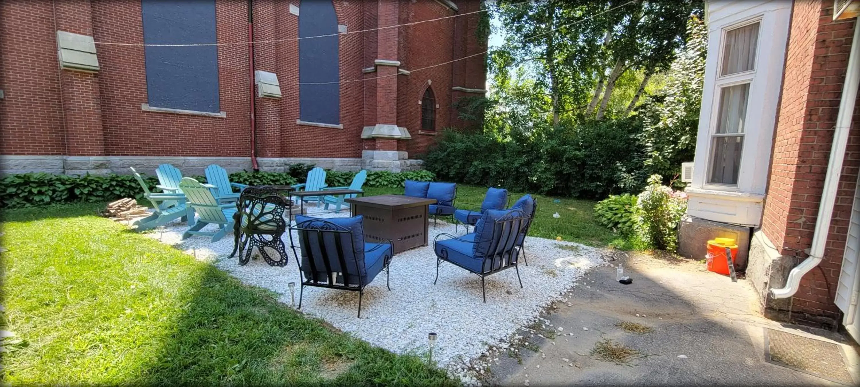 Seating area in Inn at the Agora