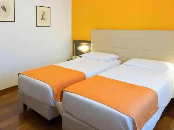 Bed in Hotel Milano Palmanova