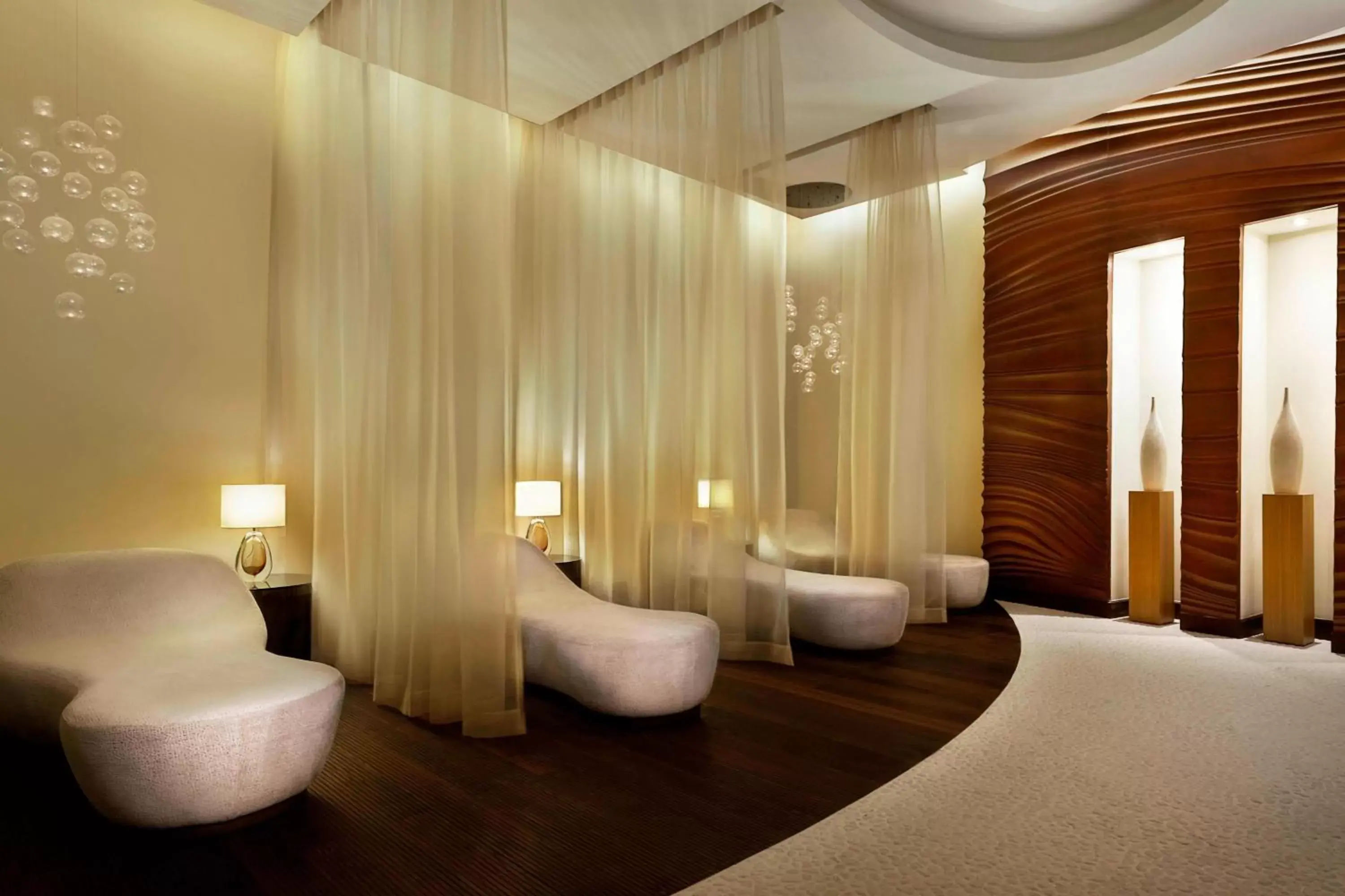 Spa and wellness centre/facilities, Bed in Marriott Hotel Al Forsan, Abu Dhabi