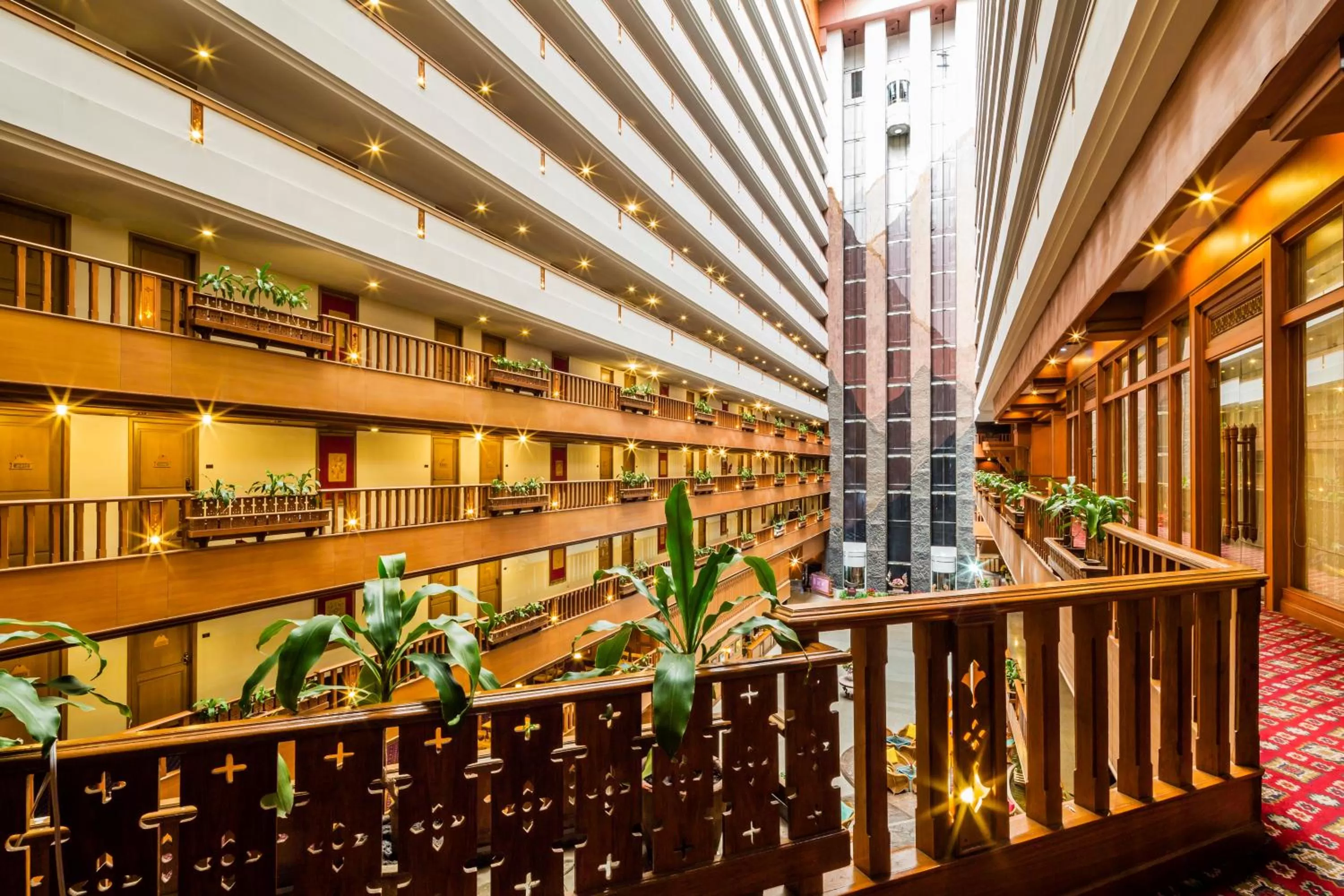 Decorative detail in Lotus Pang Suan Kaew Hotel