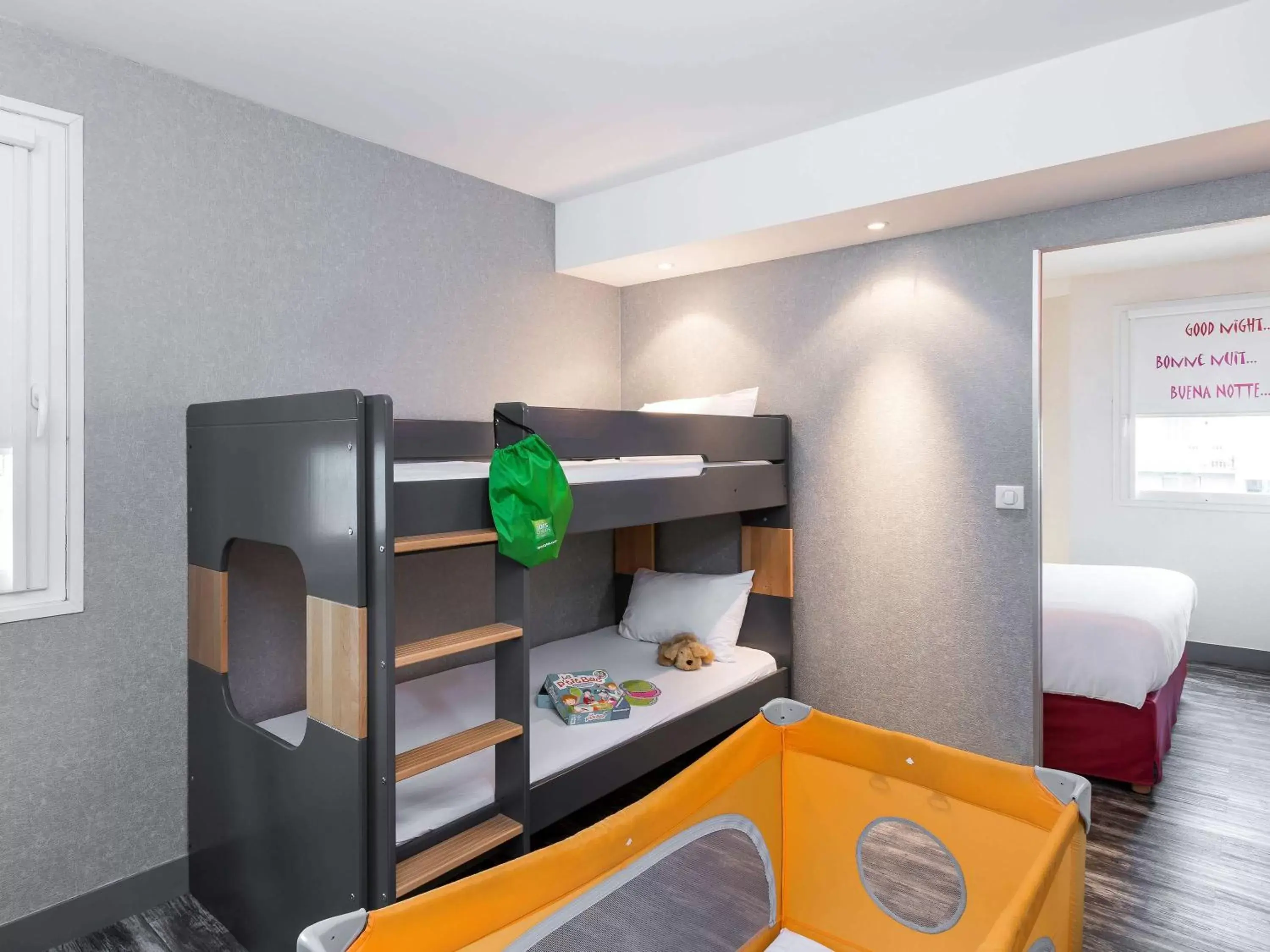 Photo of the whole room, Bunk Bed in ibis Styles Blois Centre Gare