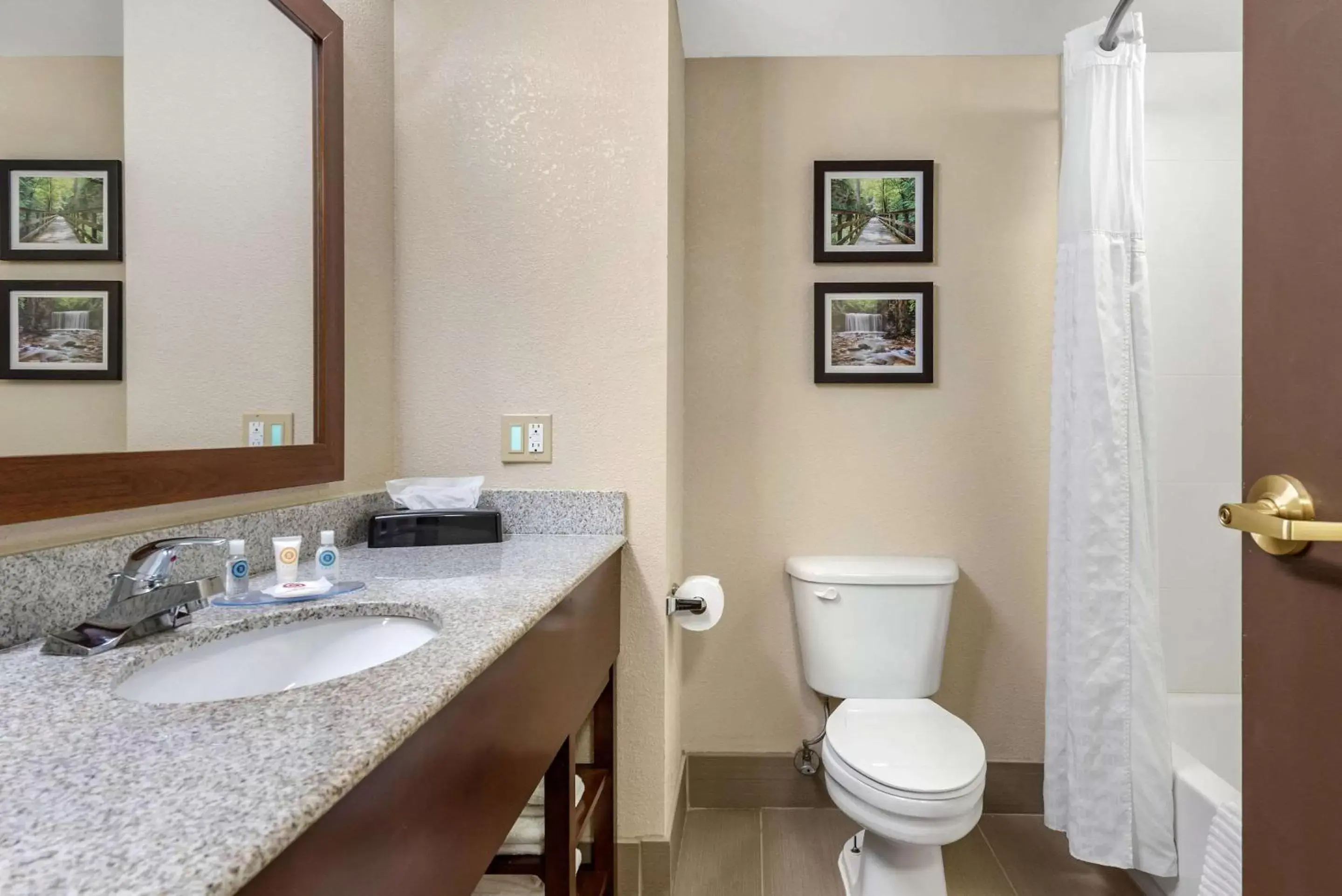 Bathroom in Comfort Inn & Suites