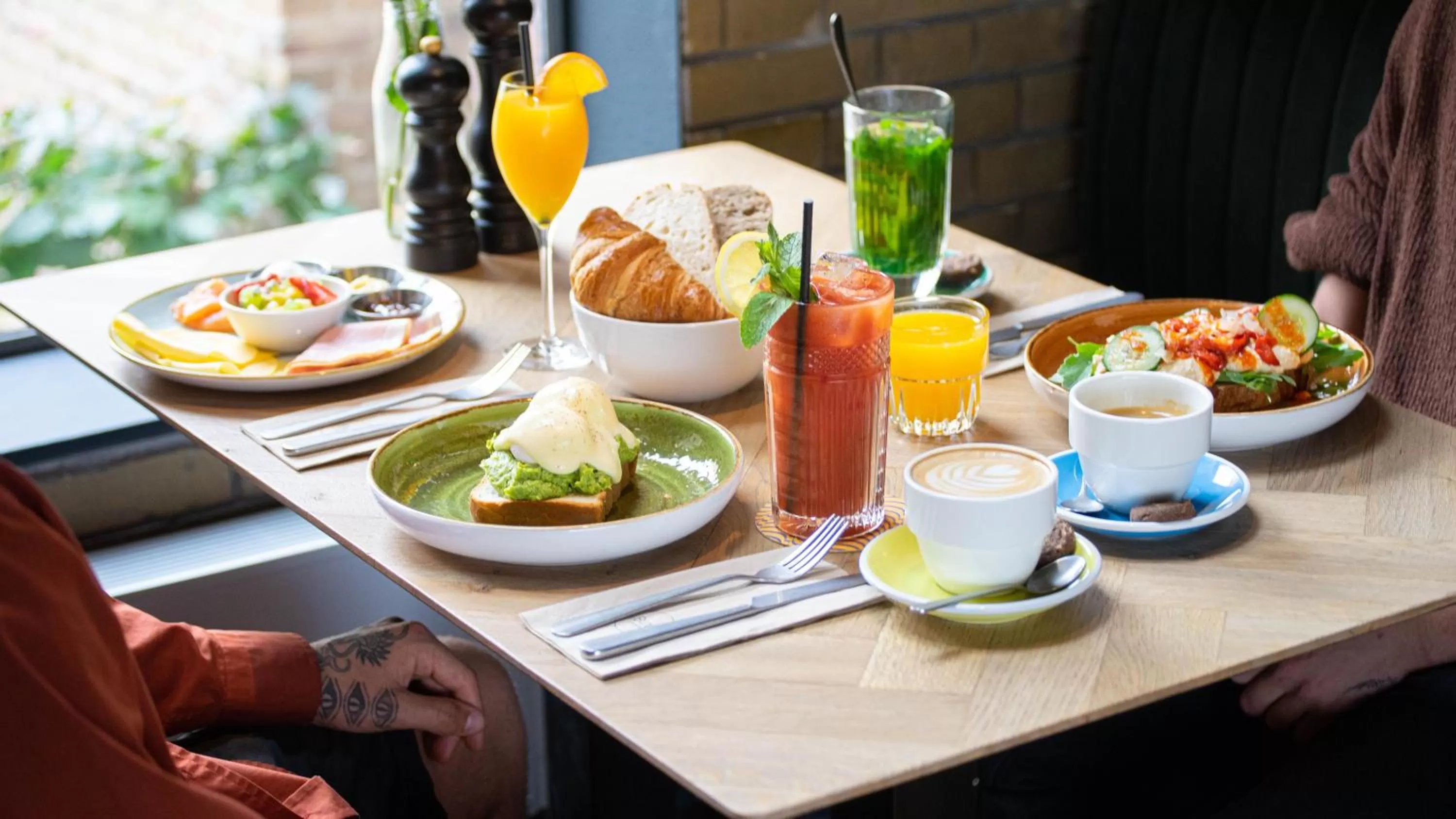 Breakfast in Bunk Hotel Amsterdam