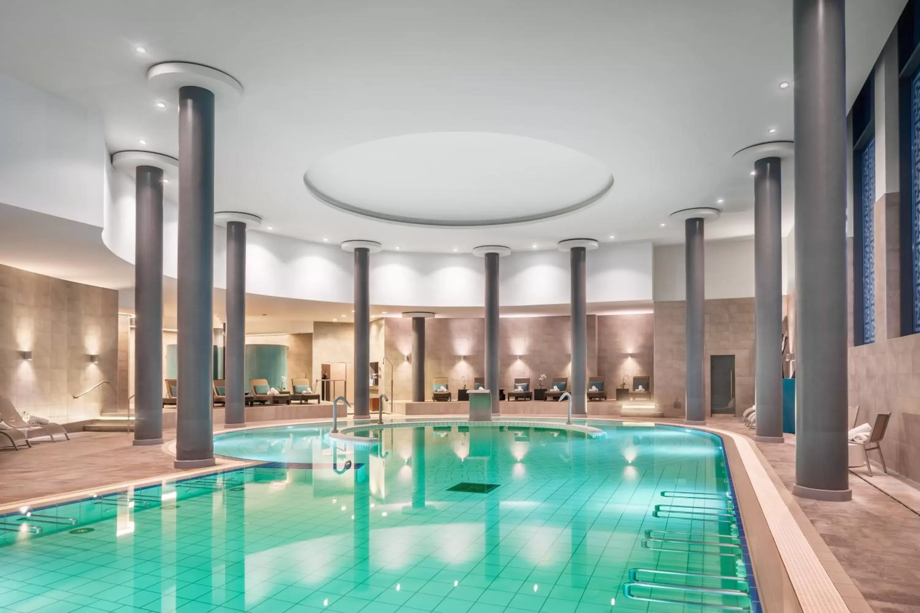 Swimming Pool in Palácio Estoril Hotel, Golf & Wellness