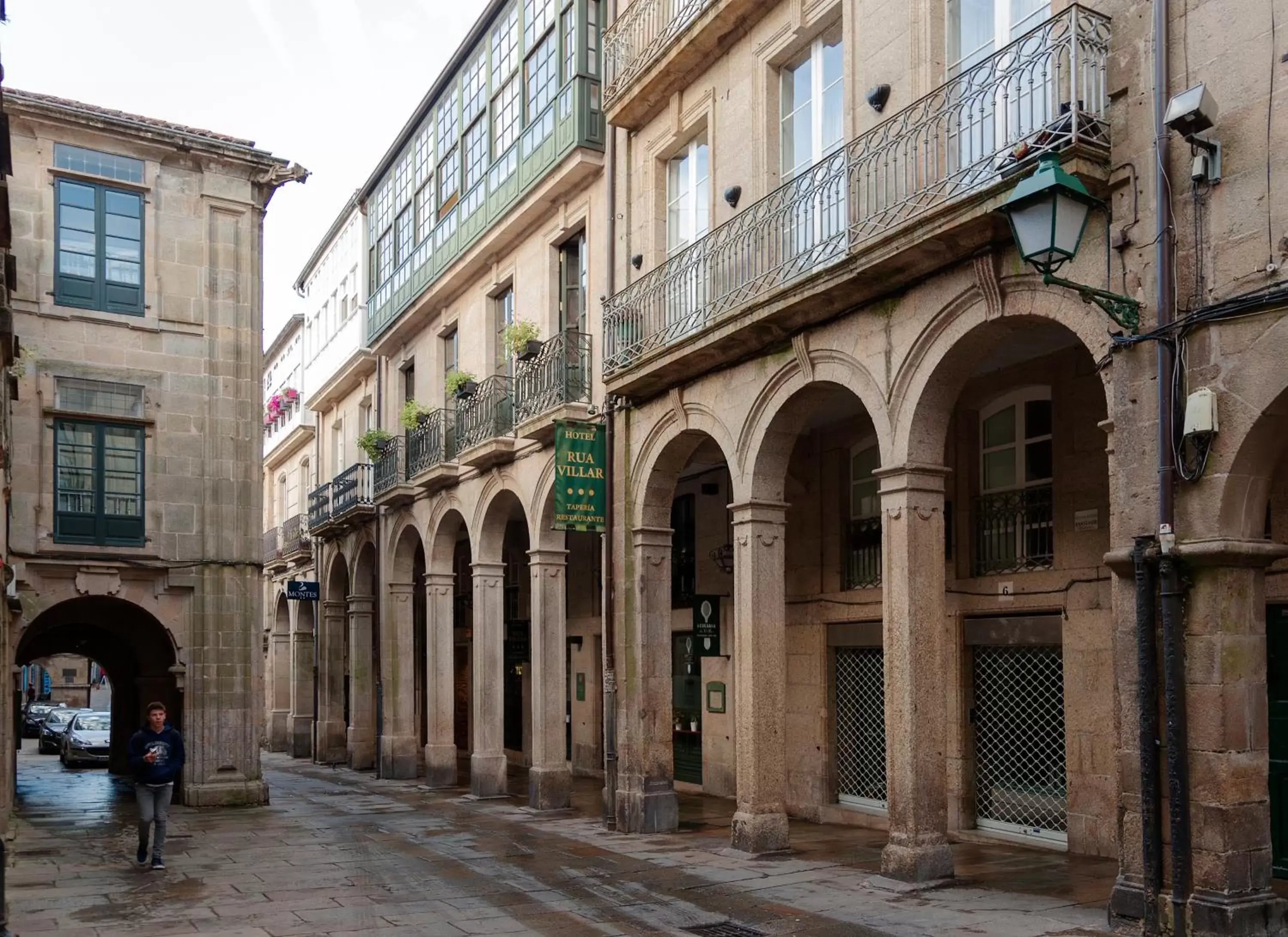 Facade/entrance, Neighborhood in Hotel Rua Villar