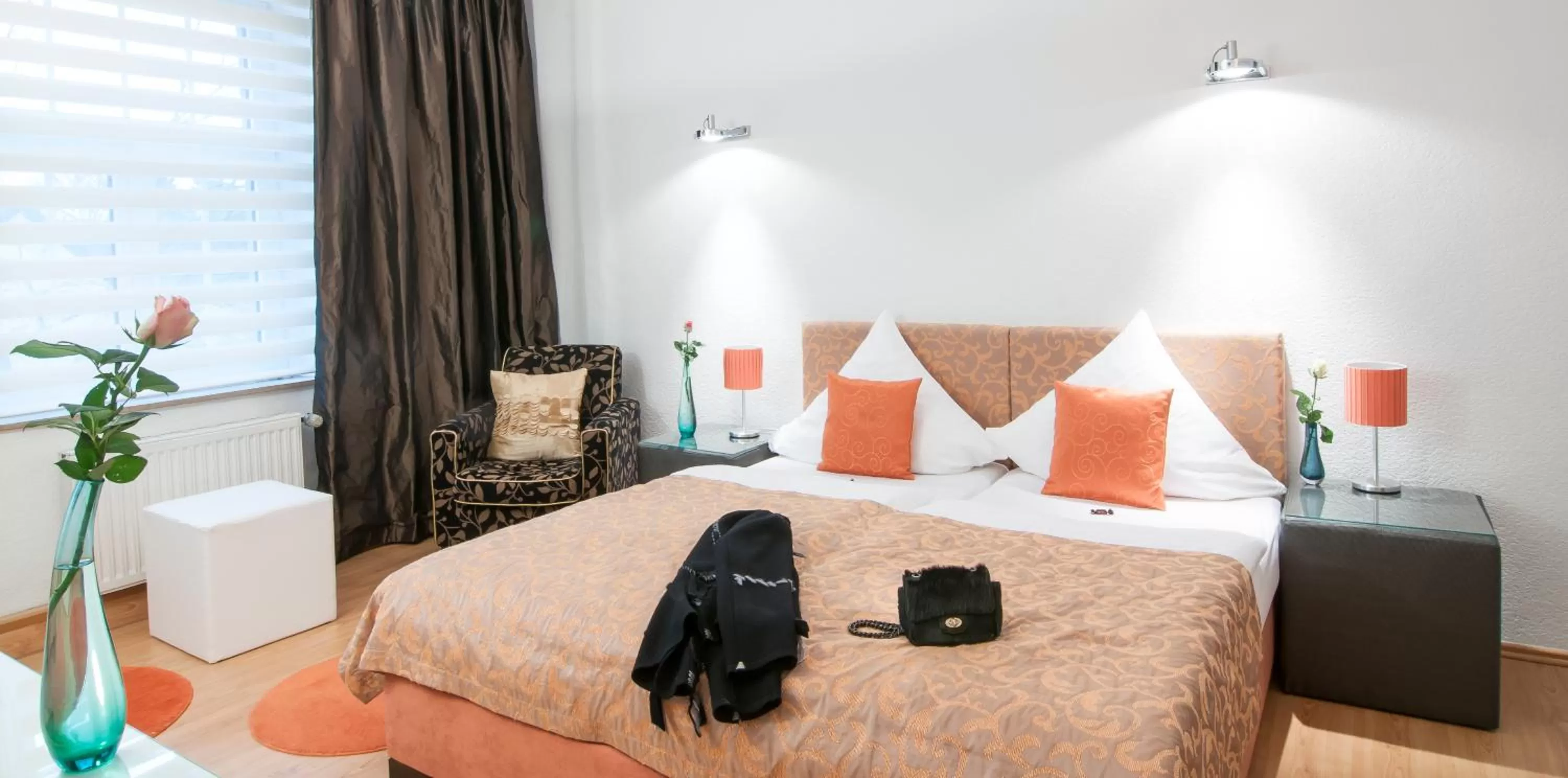 Bed in Hotel Service Apartments am Prinzenplatz - Superior