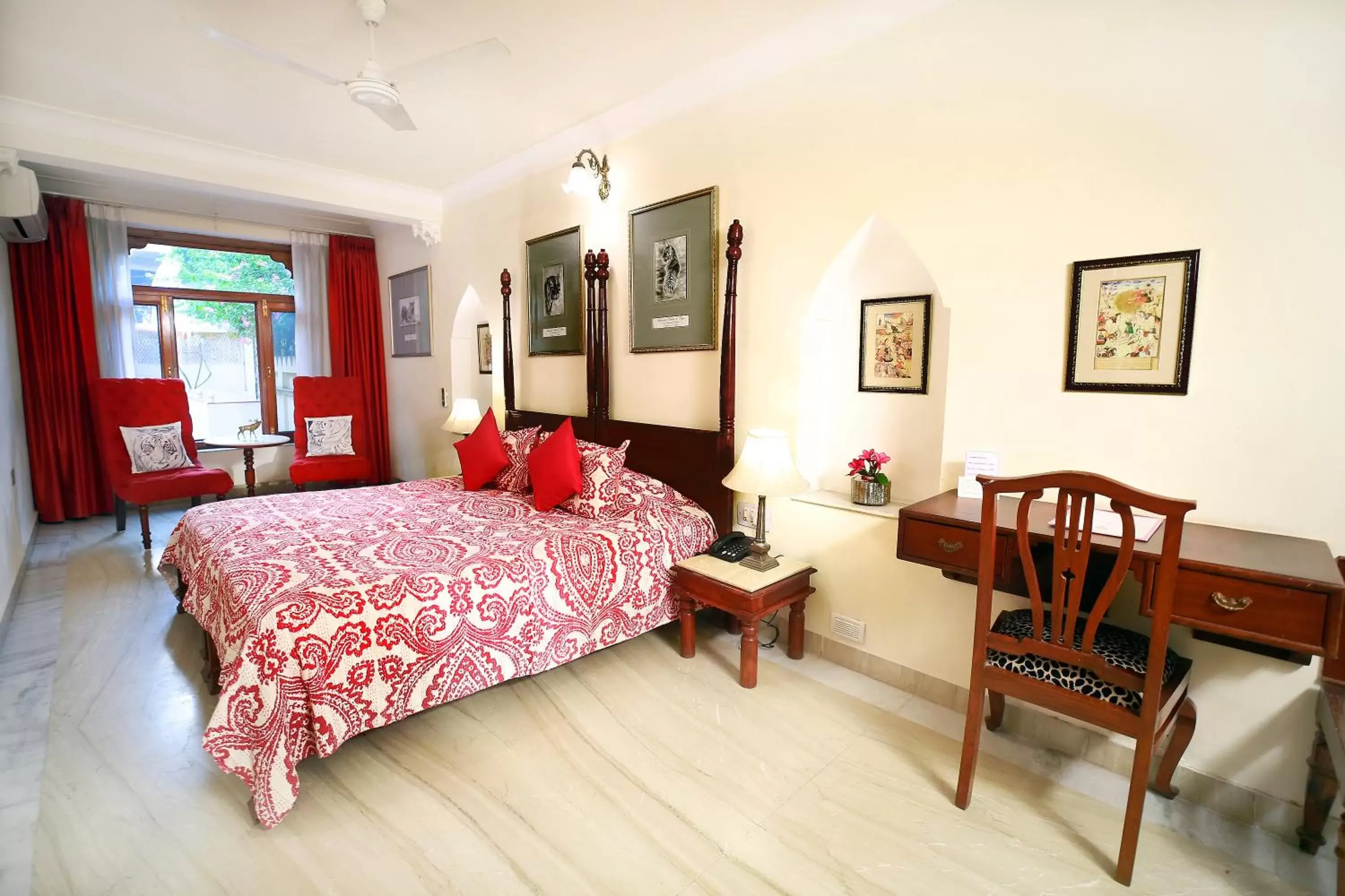 Bedroom in Dera Rawatsar - Heritage Hotel