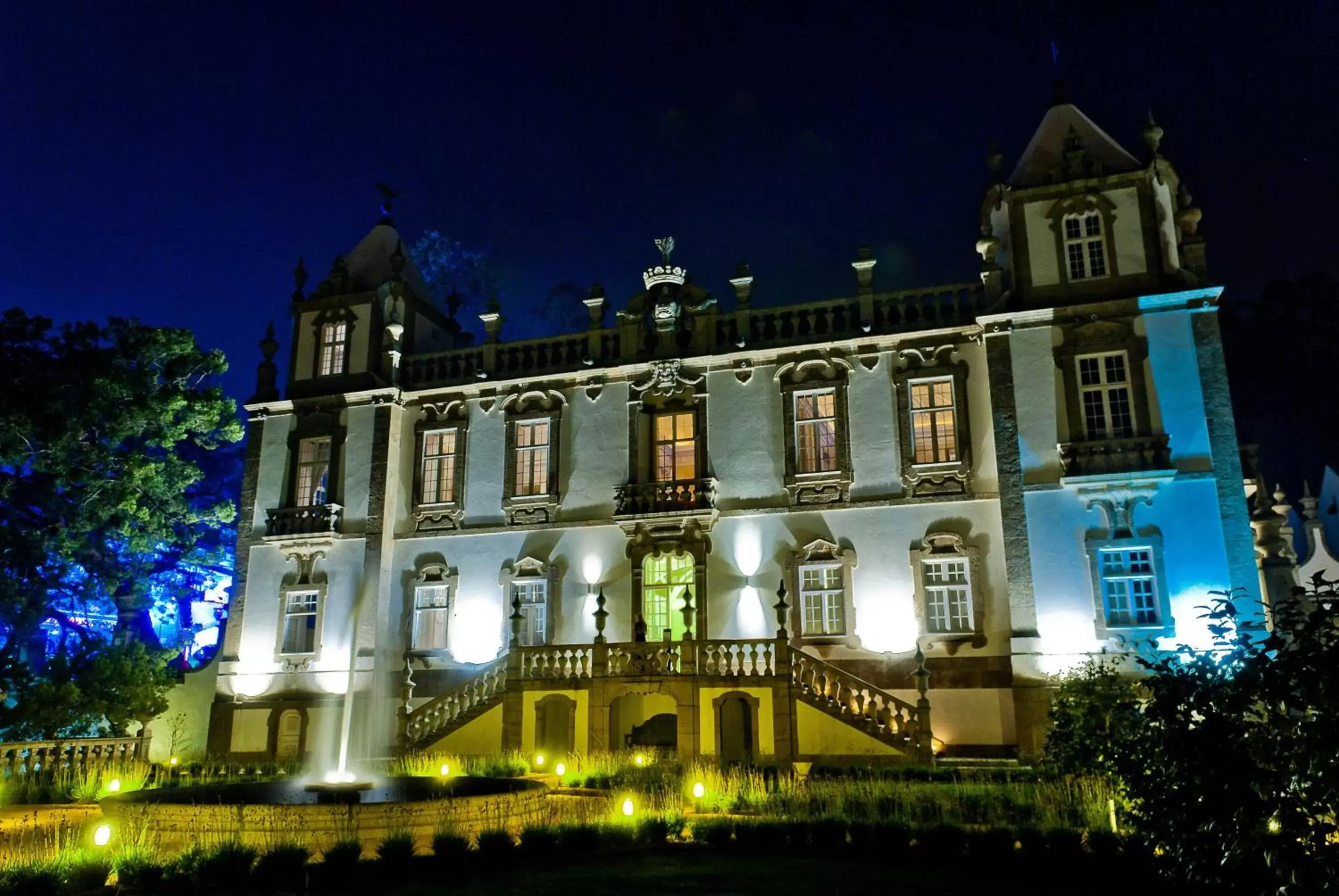 Facade/entrance, Property Building in Pestana Palacio do Freixo, Pousada & National Monument - The Leading Hotels of the World