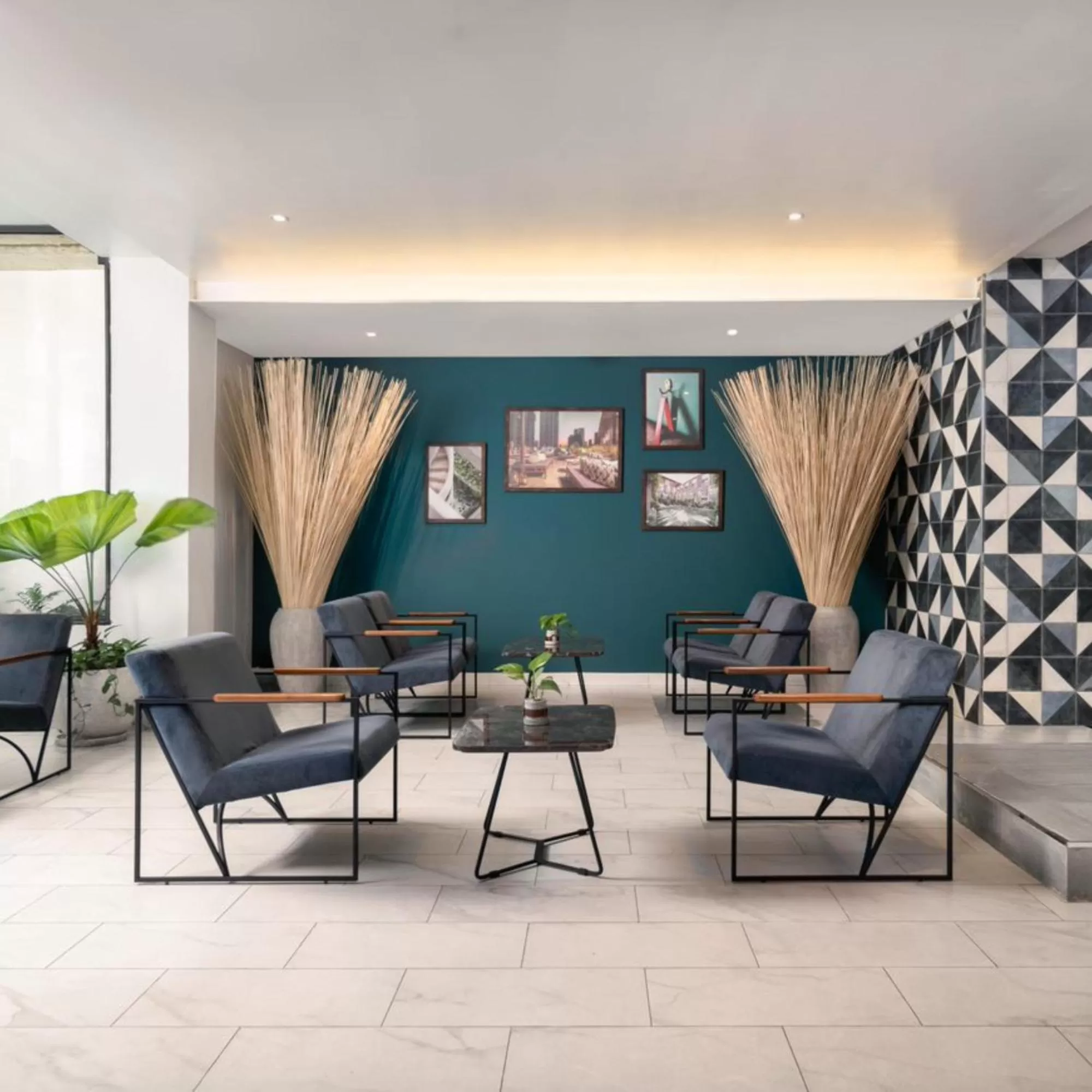 Lobby or reception in Baitong Hotel & Resort Phnom Penh