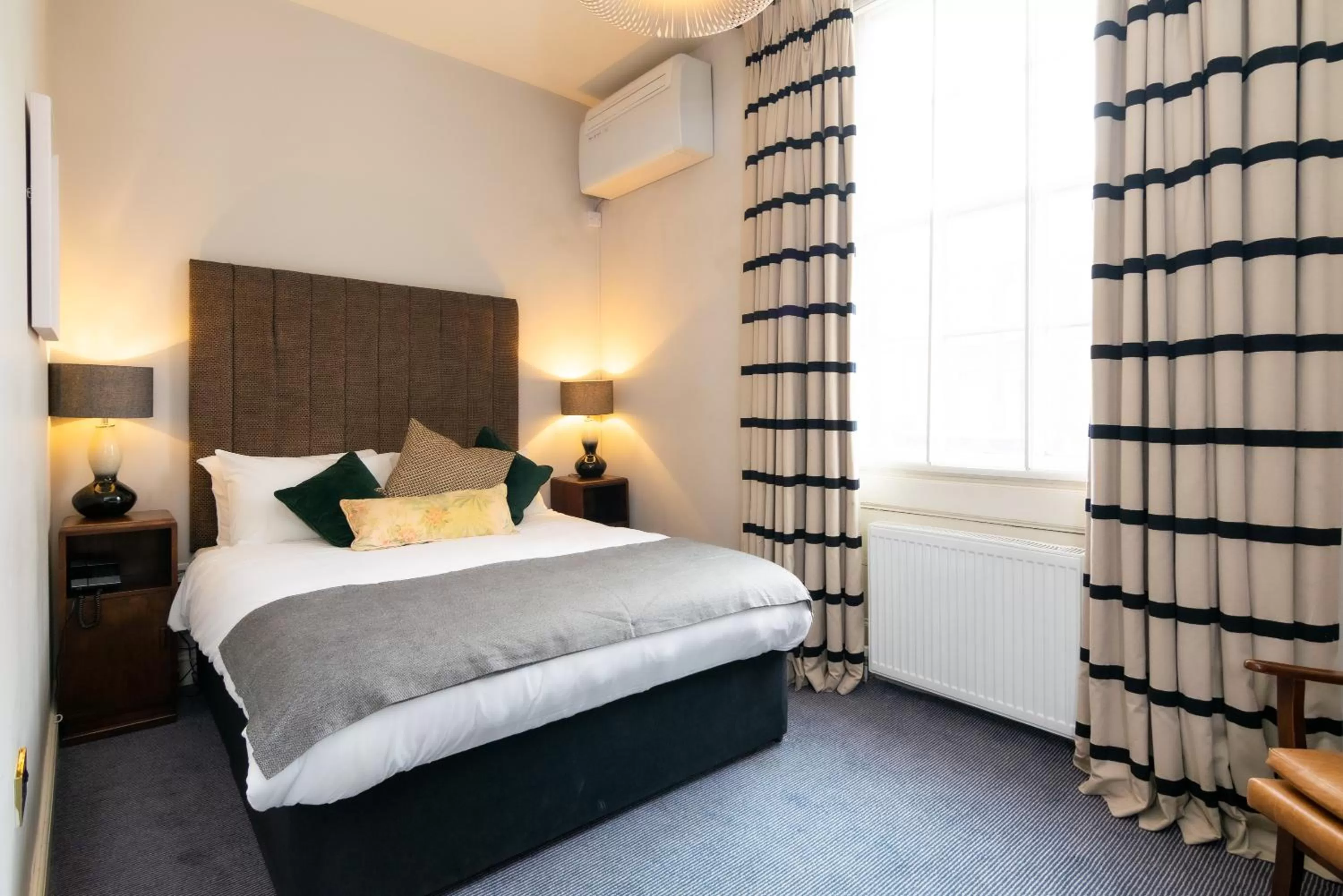 Bedroom, Bed in Tulse Hill Hotel