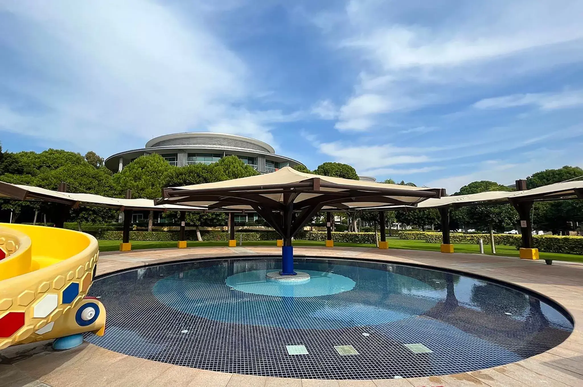 Swimming Pool in Calista Luxury Resort