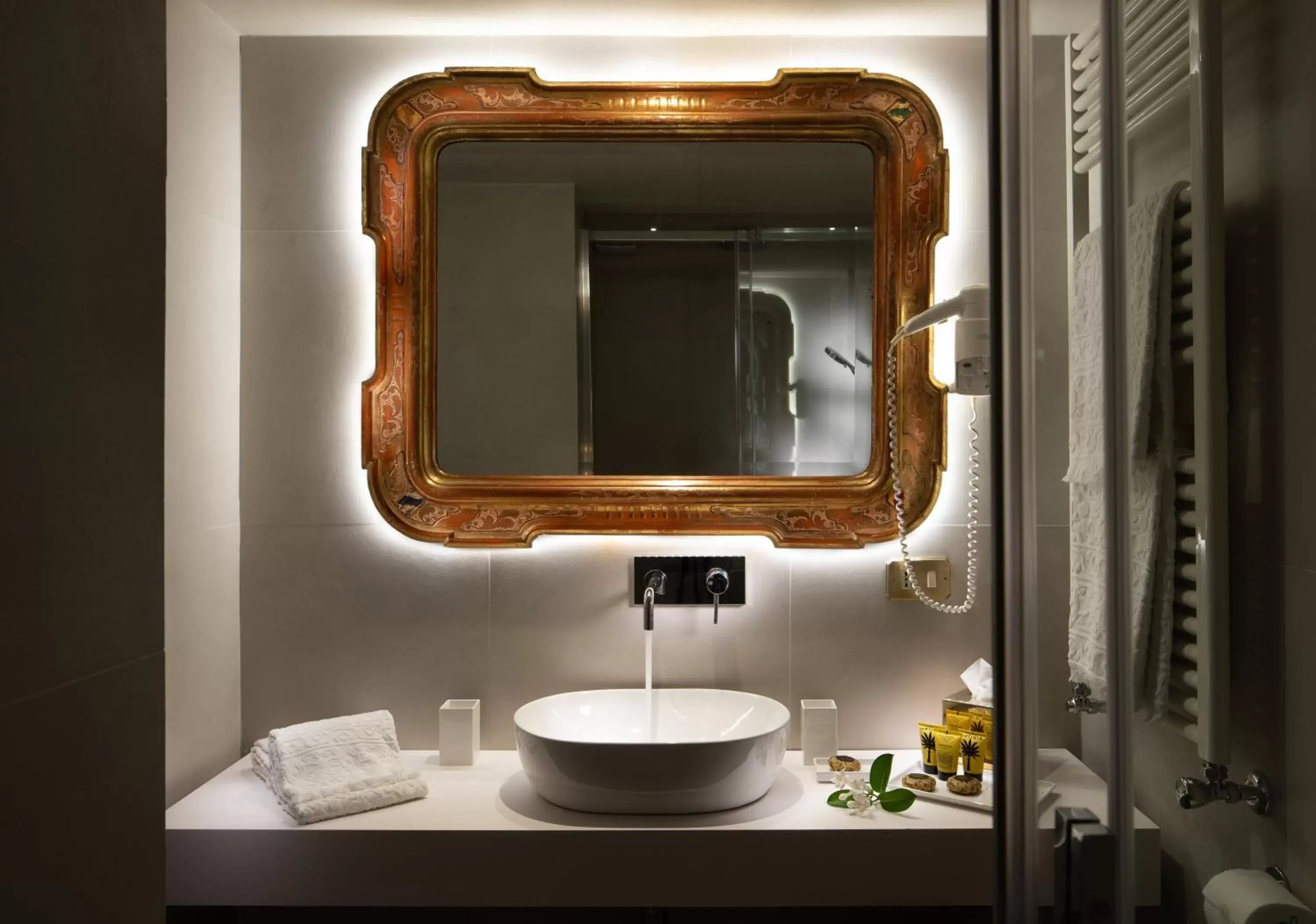 Bathroom in Hotel Villa Taormina