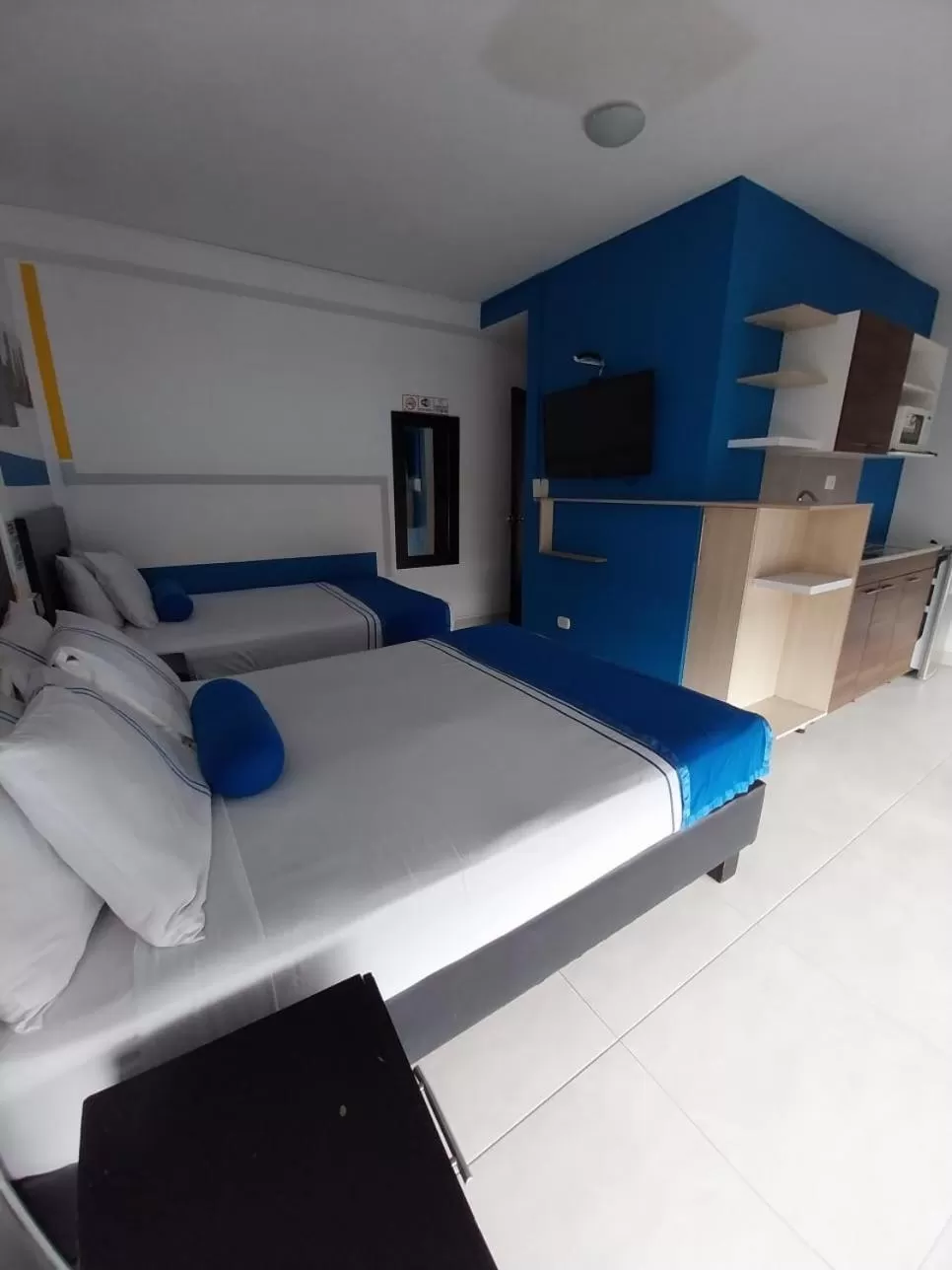 Bedroom, Bed in HOTEL COLOURS Cali