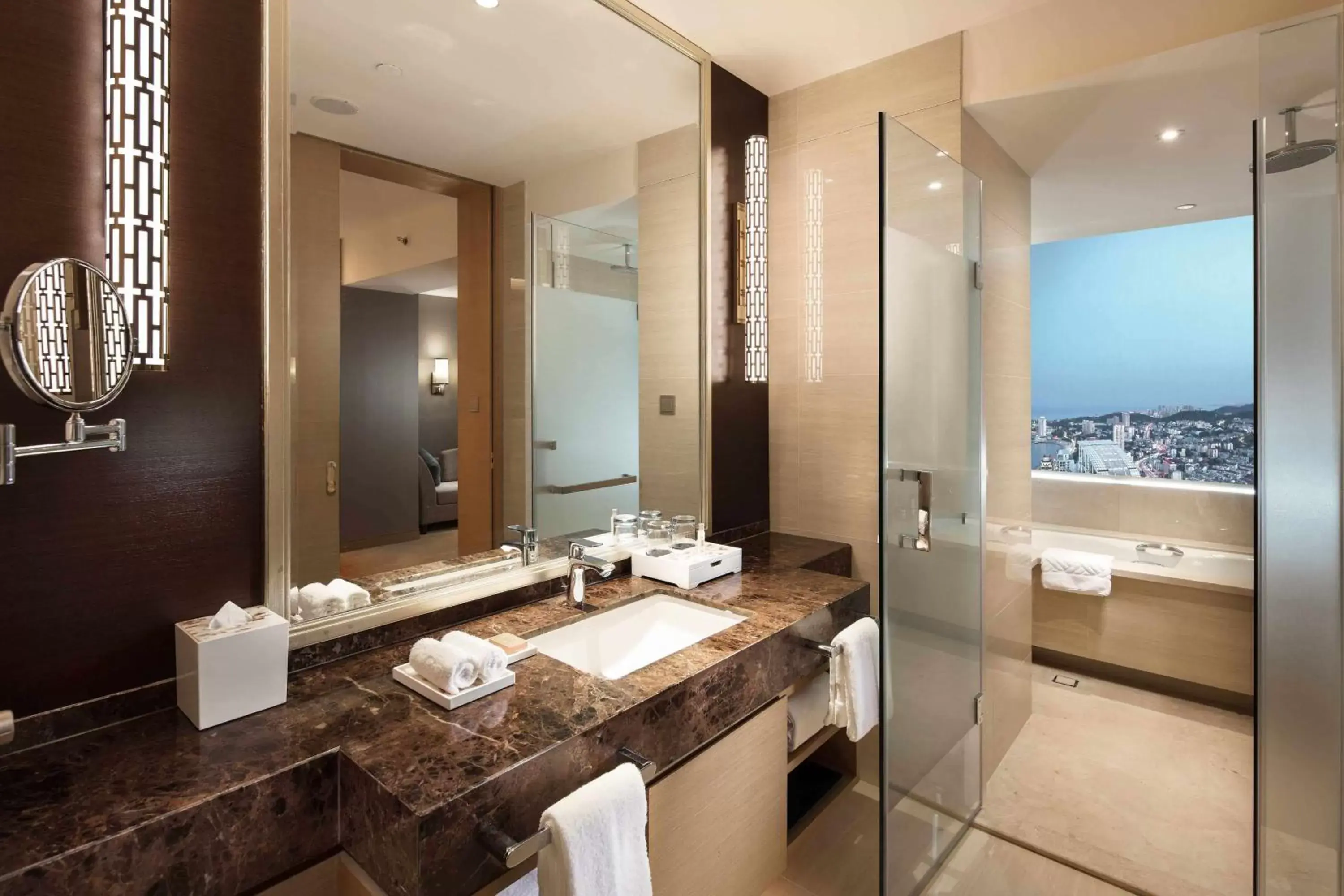 Bathroom in Hilton Yantai